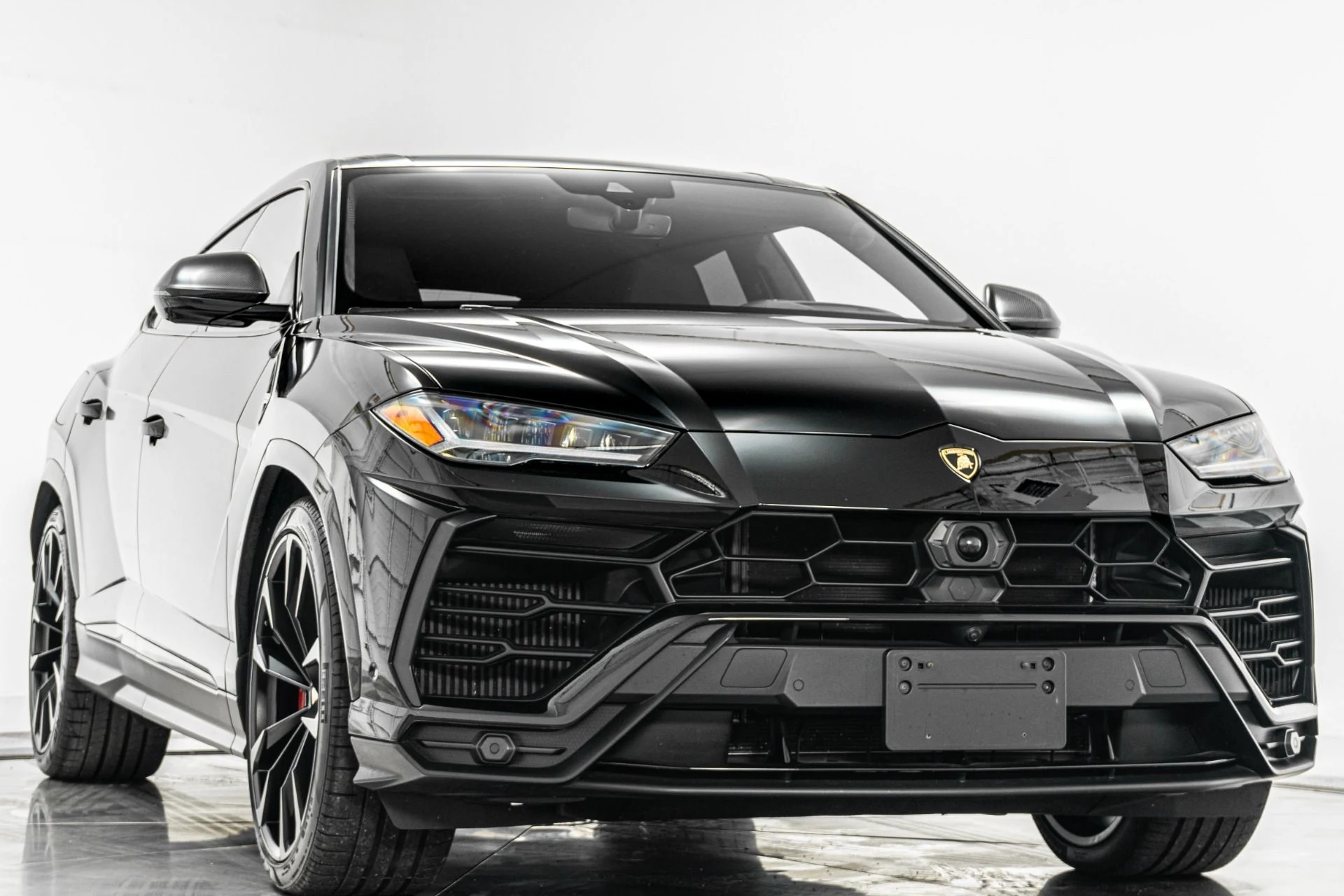 mph002_1660729889_Used_2021_Lamborghini_Urus_Q_Citura_Interior_Bang_and_Olufsen_Audio_1778530173_5f1d3bdc73