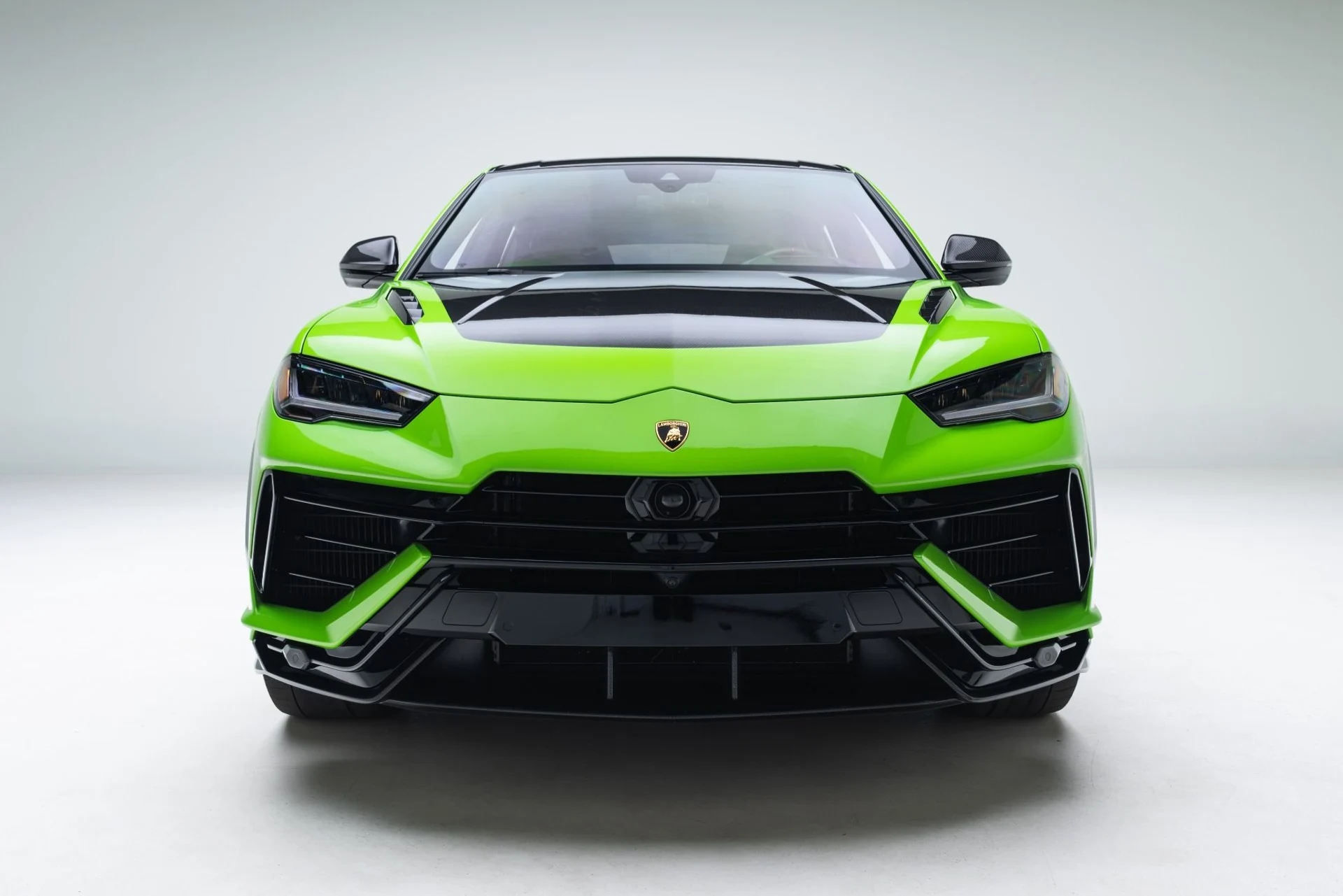 mph002_1671291762_Used_2023_Lamborghini_Urus_Performante_1779120971_b0aec09092