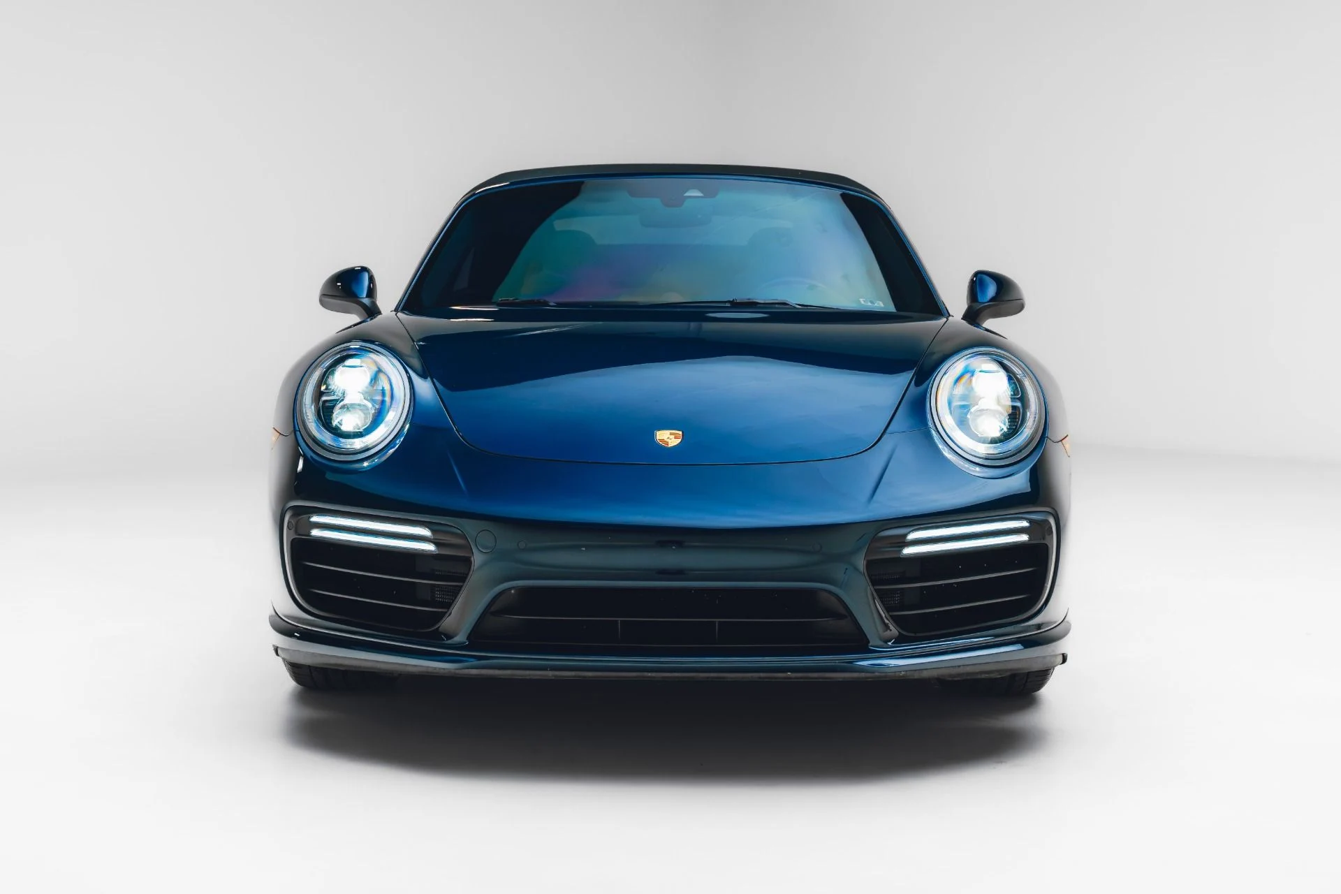mph002_1671311511_Used_2019_Porsche_911_Turbo_1781652551_ccc703ceb9