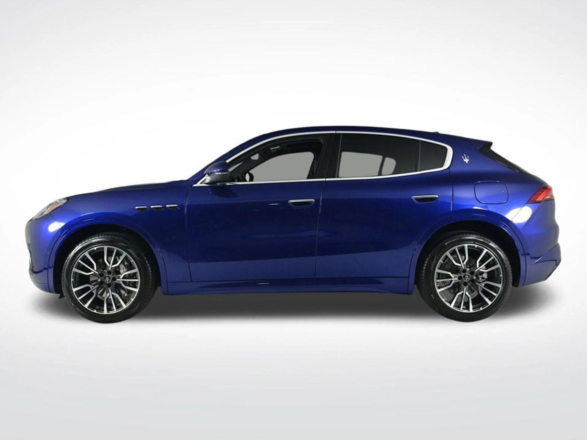 mph002_16749852_new_2025_maserati_grecale_awd_11350_22918523_2_1024_74d5b5b90c