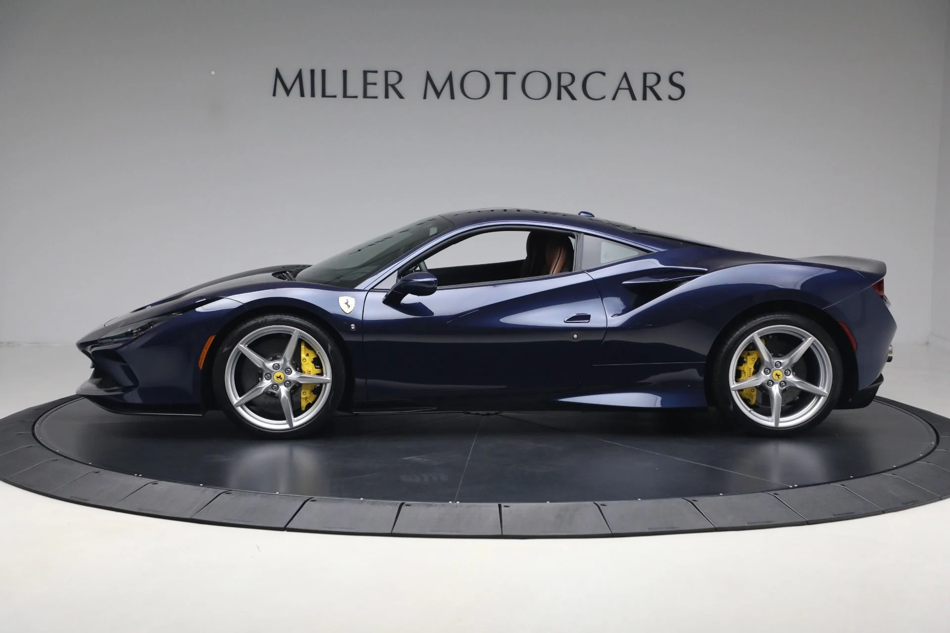 mph002_1678730554_Used_2022_Ferrari_F8_Tributo_1778862523_62f4bc3fa3