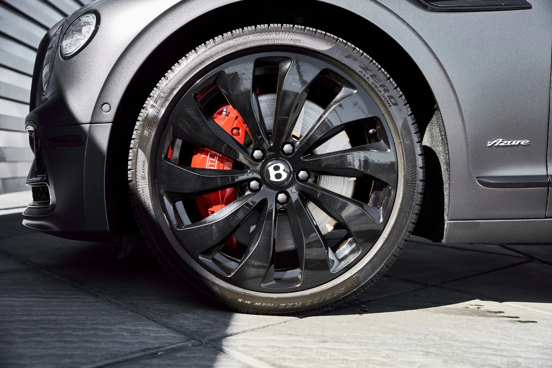 mph002_1688218017_Used_2023_Bentley_Flying_Spur_V8_1773280616_338ef91e39