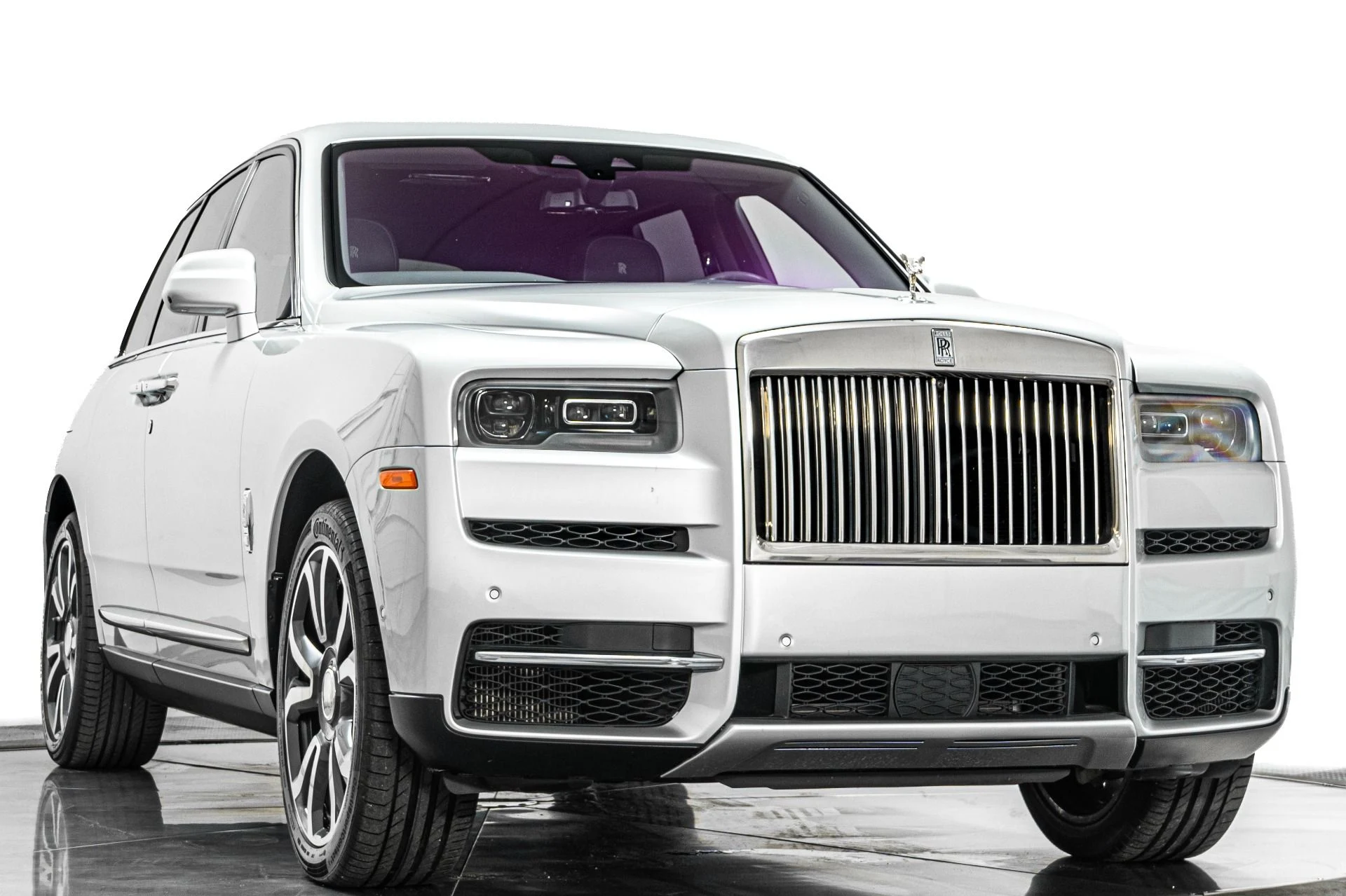 mph002_1692019166_Used_2023_Rolls_Royce_Cullinan_1792517961_17f5ed1cc1
