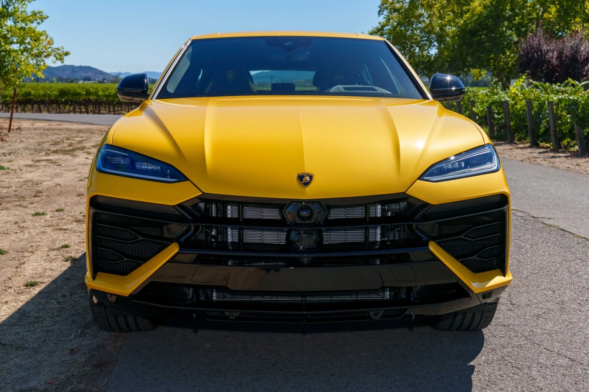 mph002_1711908512_Used_2025_Lamborghini_Urus_SE_1759793210_84b5b285f5