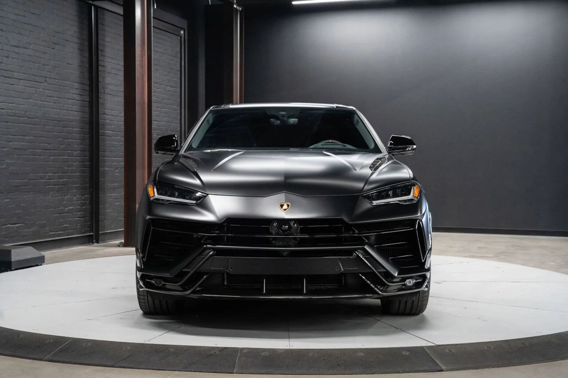 mph002_1719832588_lamborghini_urus_2023_97445edf86