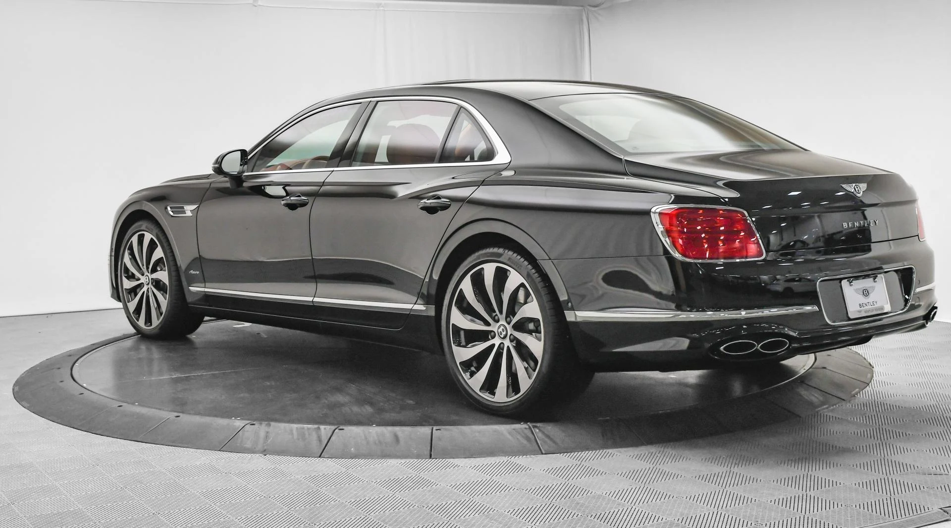 mph002_1731140658_Used_2023_Bentley_Flying_Spur_Azure_1755332845_10d75df5e7