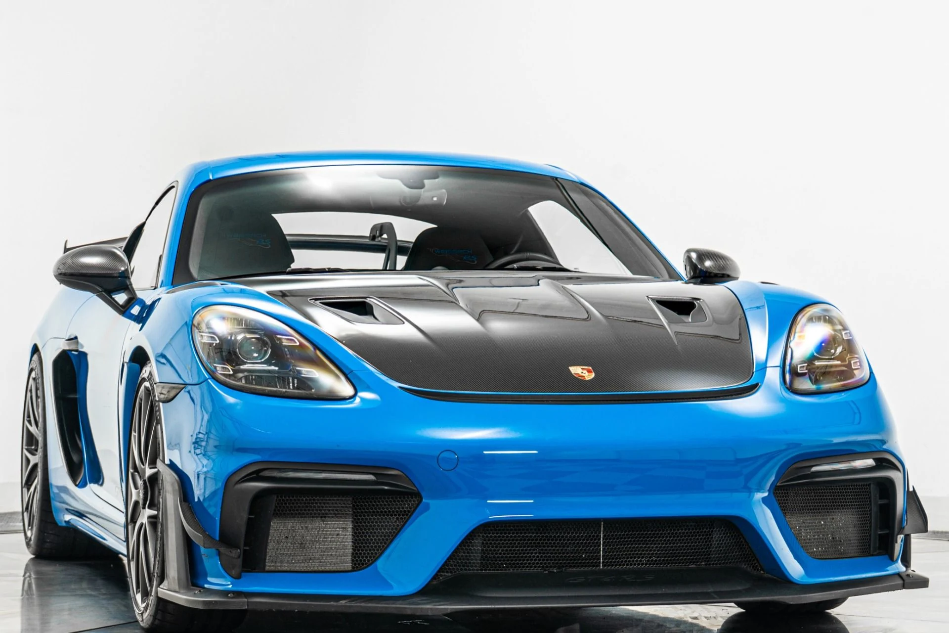 mph002_1751956692_Used_2023_Porsche_718_Cayman_GT_4_RS_1758315084_282ac648f1