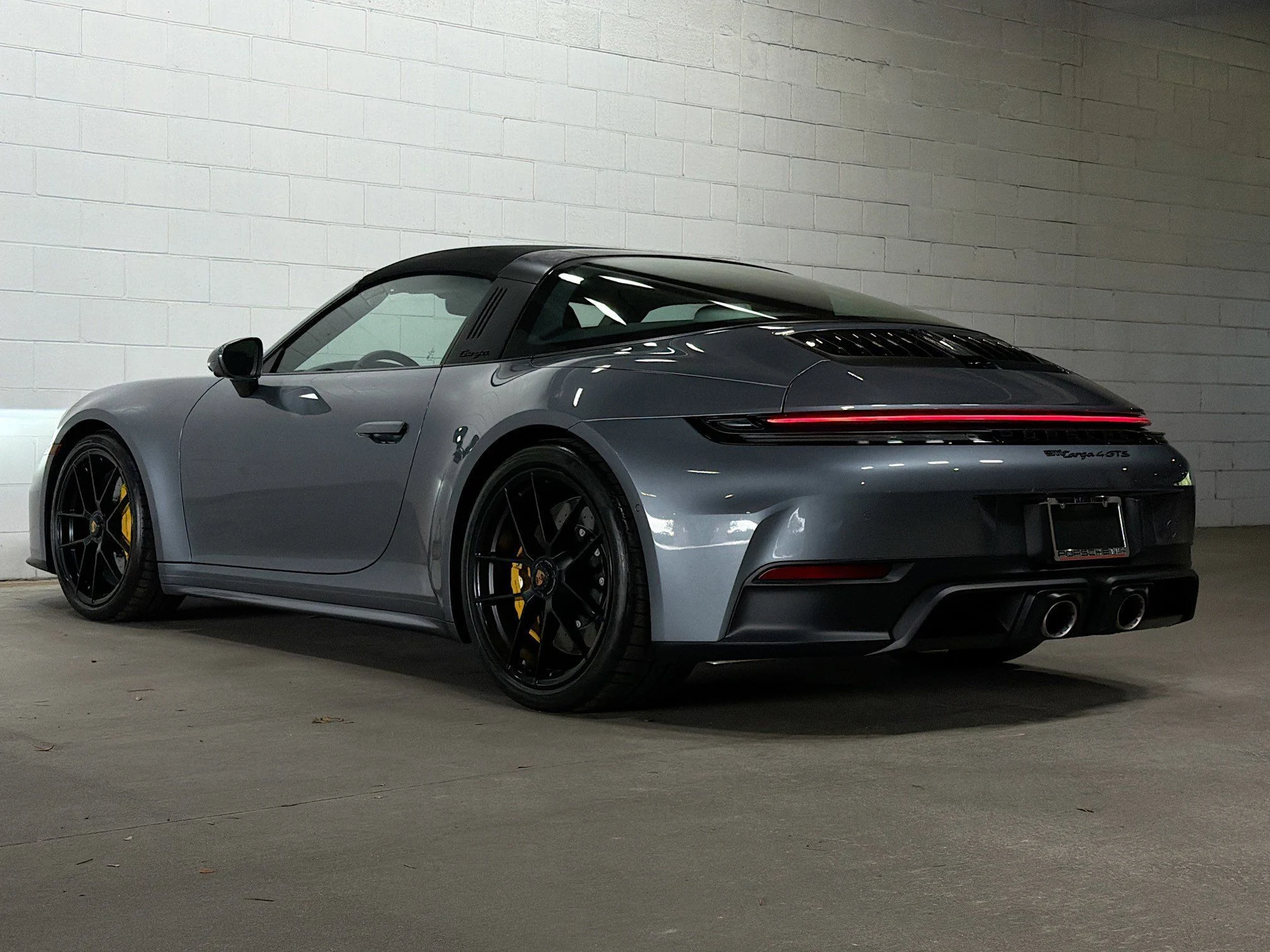 mph002_176270970_61d43d665fbdf9a158132c573f88040b_298e150465