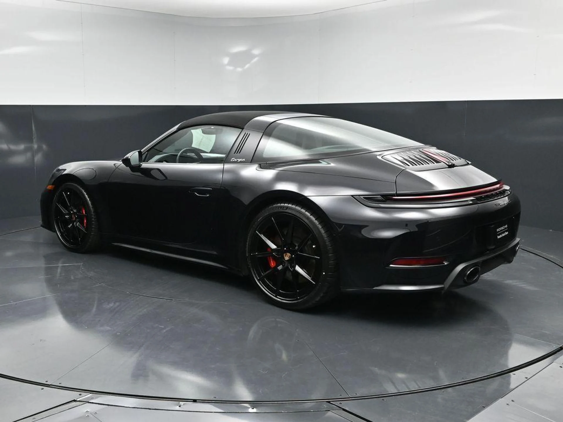 mph002_1763331544_81x_QKW_9_B_Nbc_Fl_CN_Ak_Tb_aet_Pc_Cs_df373ee7ea