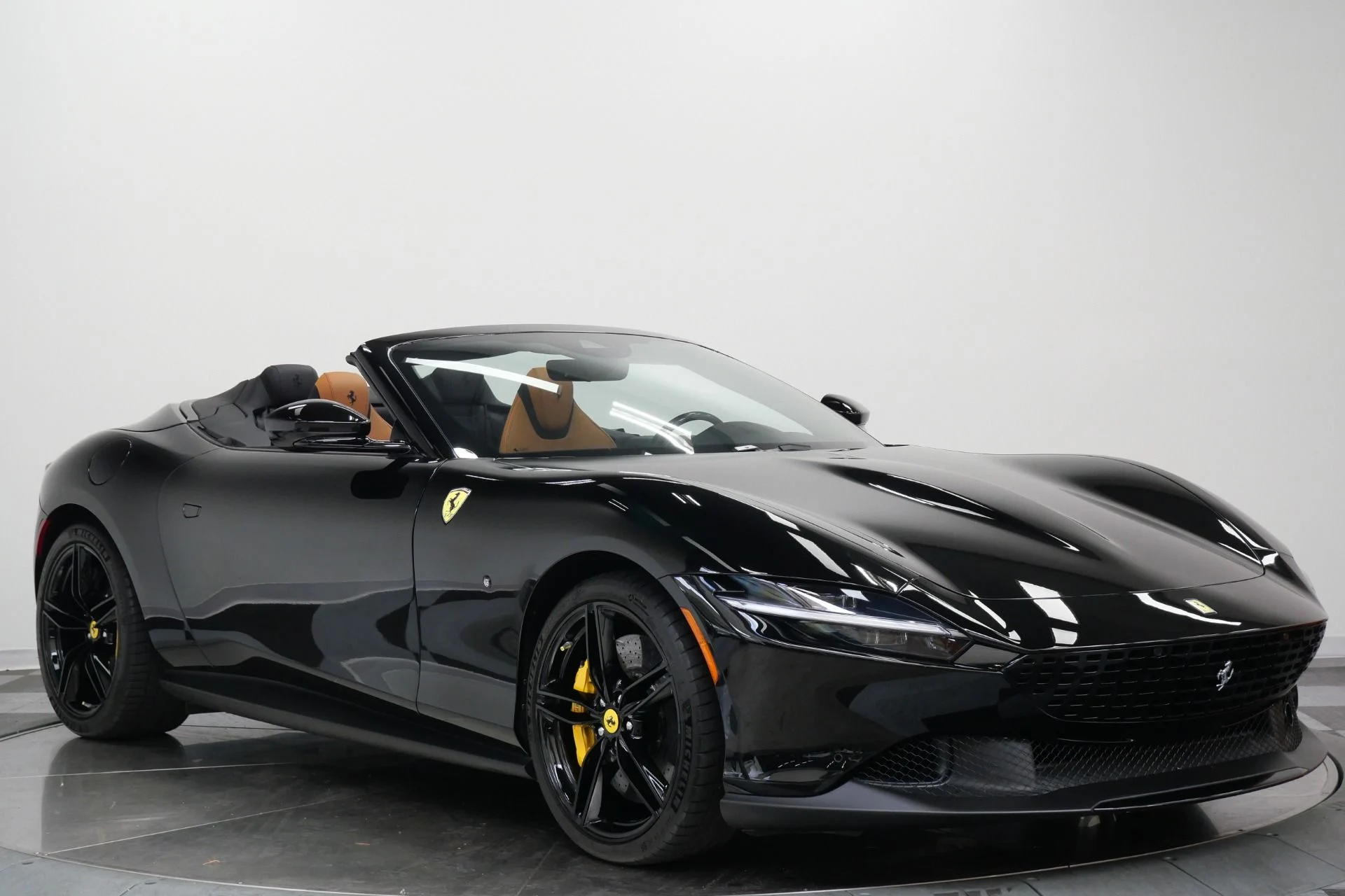 mph002_1767493688_Used_2025_Ferrari_Roma_Spider_Carbon_Fiber_Interior_Trim_Low_Miles_1784064795_f739d56731