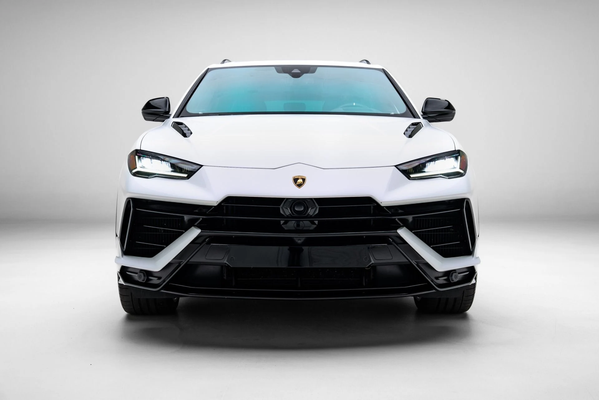mph002_1768731978_Used_2023_Lamborghini_Urus_S_1776203789_ce2bd2731c