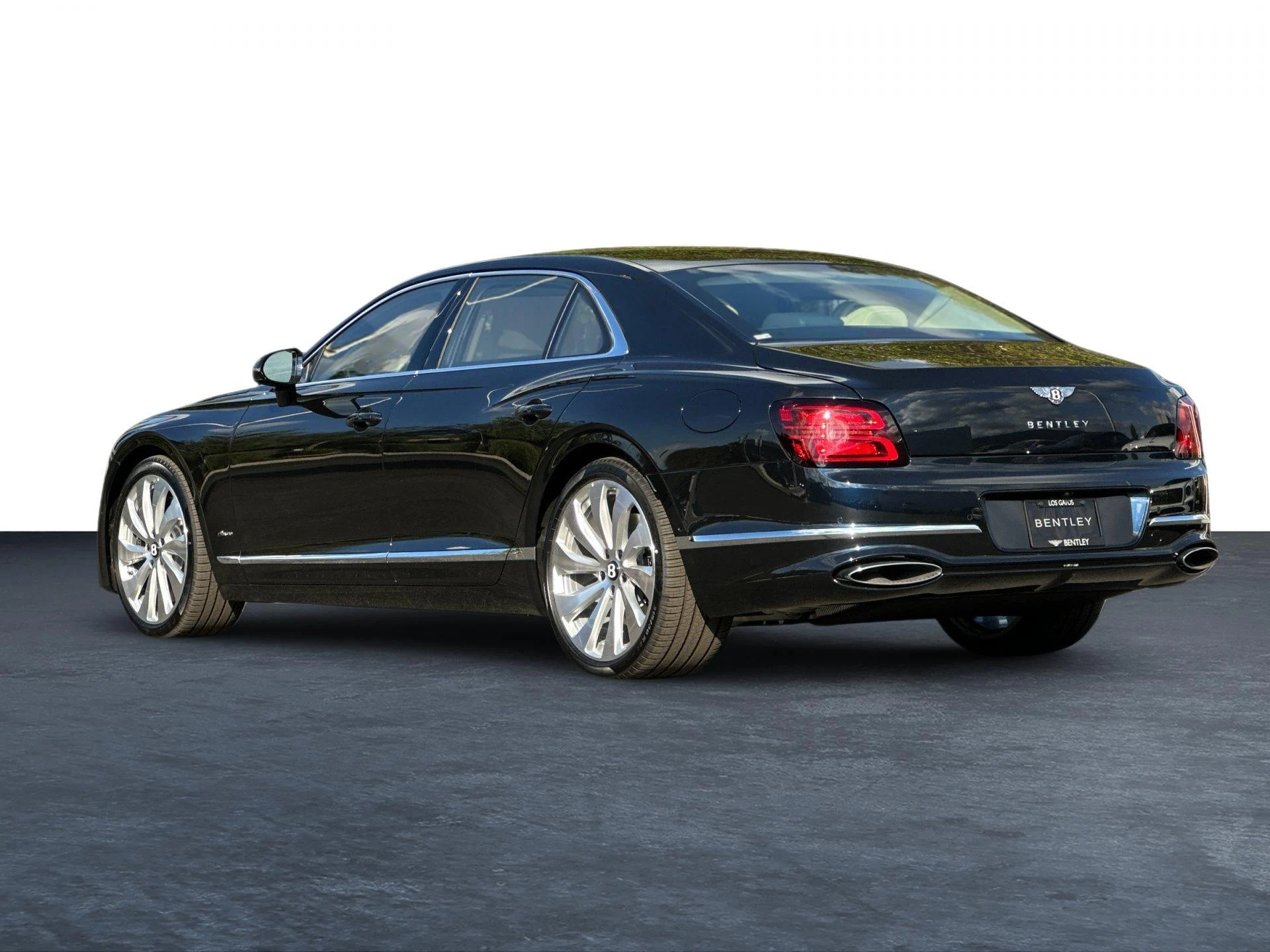 mph002_1771070474_New_2027_Bentley_Flying_Spur_1792838840_245eba30d7