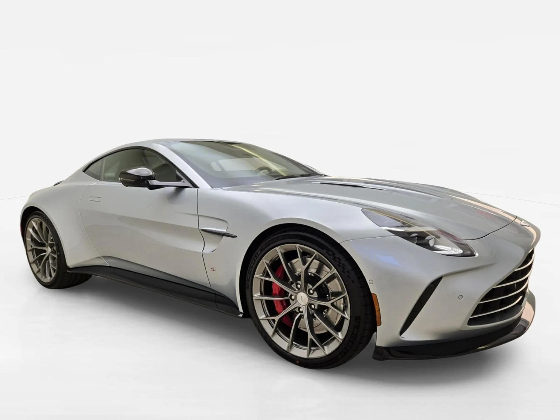 mph002_1776169690_New_2026_Aston_Martin_Vantage_S_1778908999_3a8a9252d0
