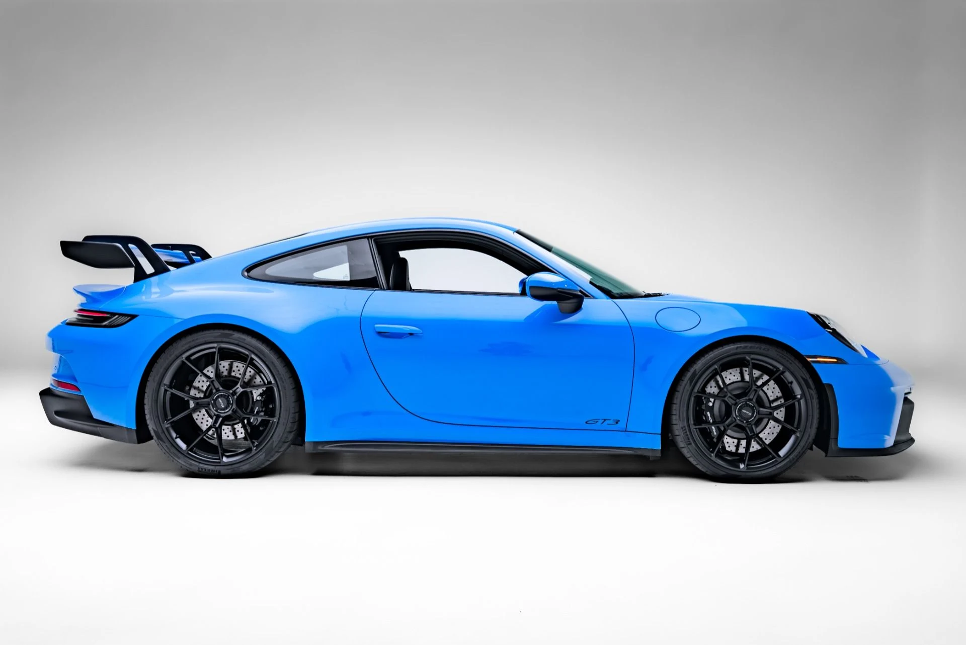 mph002_1806732916_Used_2023_Porsche_911_GT_3_1771960817_c2e5b3b8b8