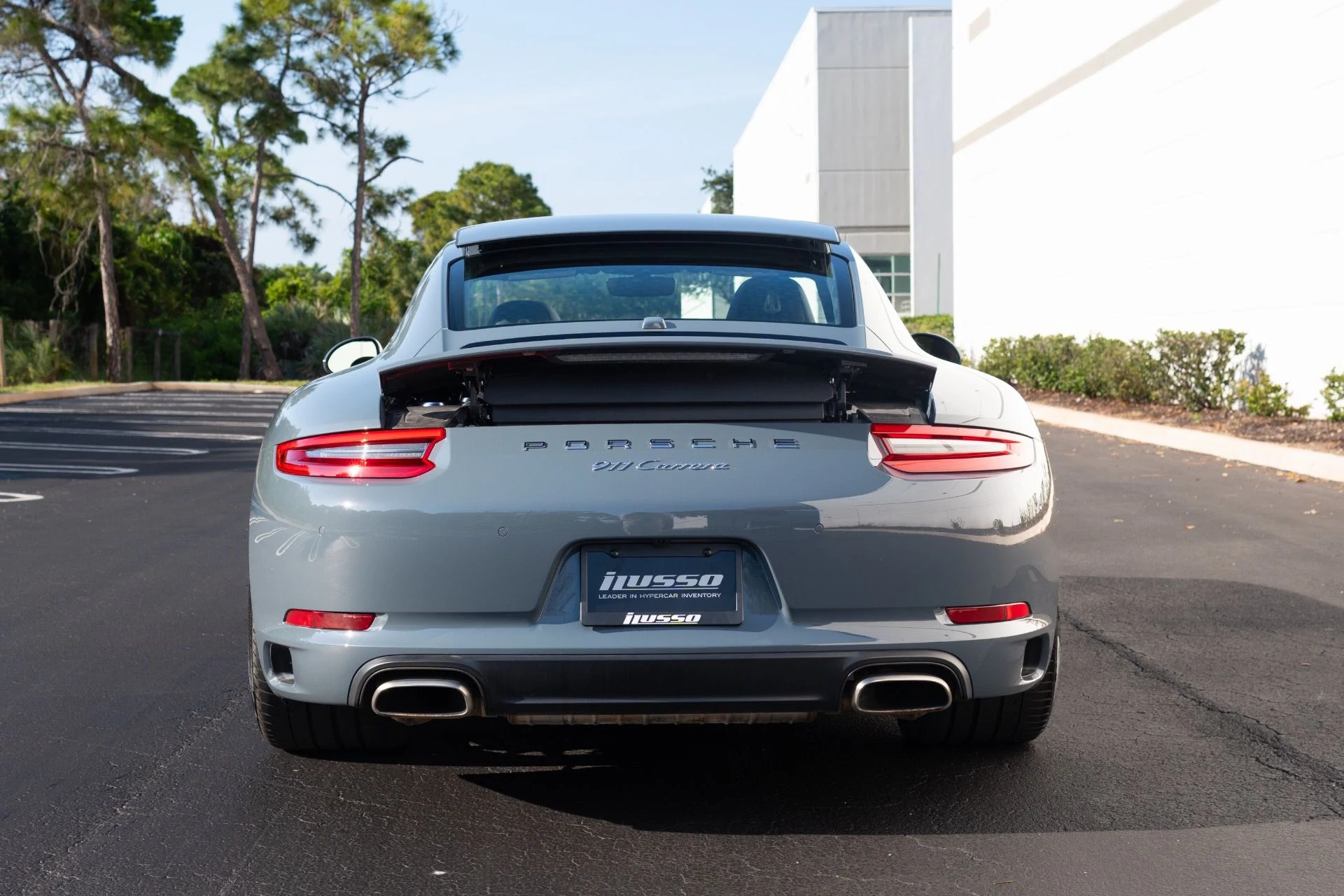 mph002_18112356_Used_2017_Porsche_911_Carrera_1777686395_0c7355c7d3