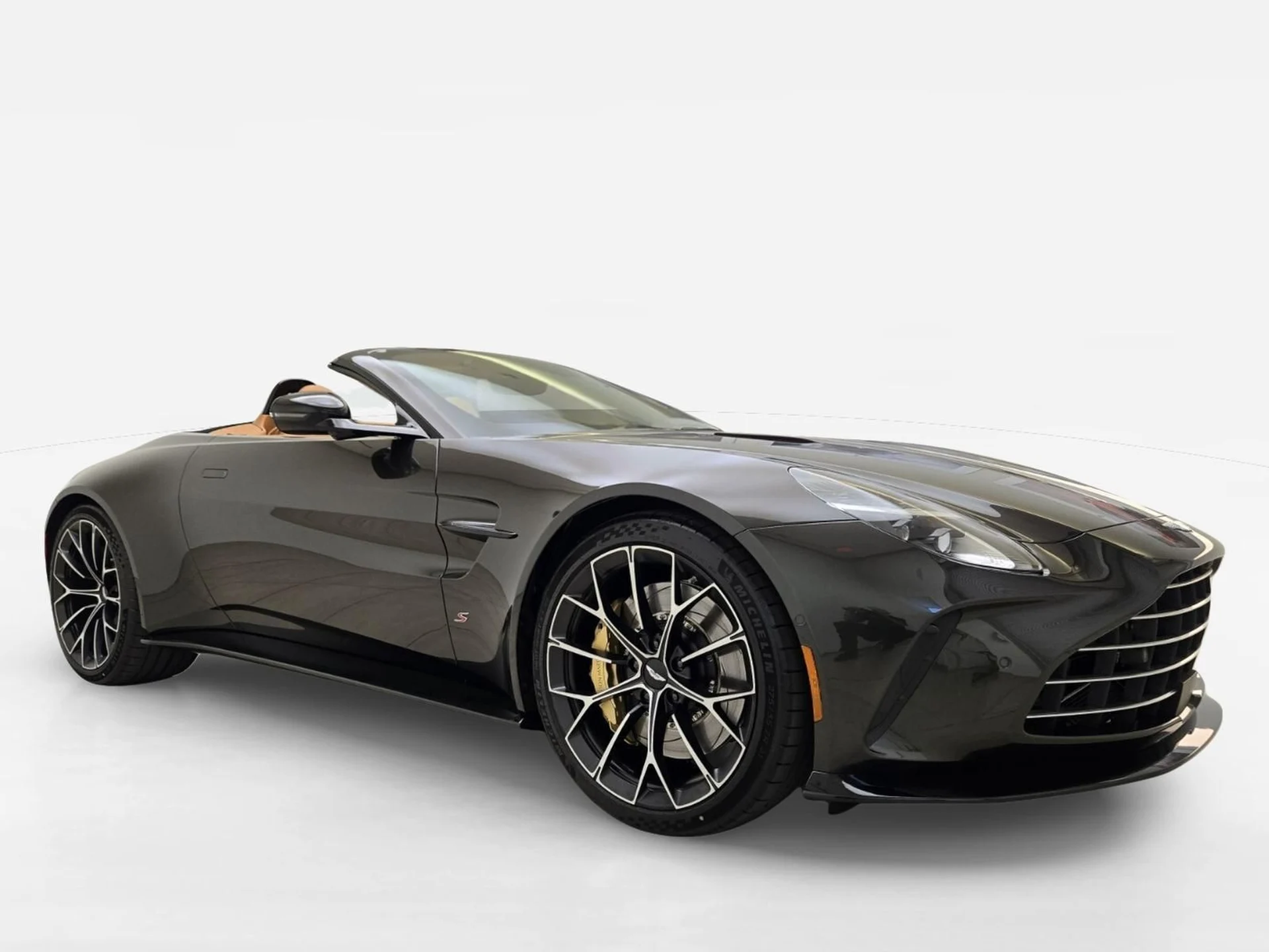 mph002_1825663850_New_2026_Aston_Martin_Vantage_S_1791609363_84c4d877f6