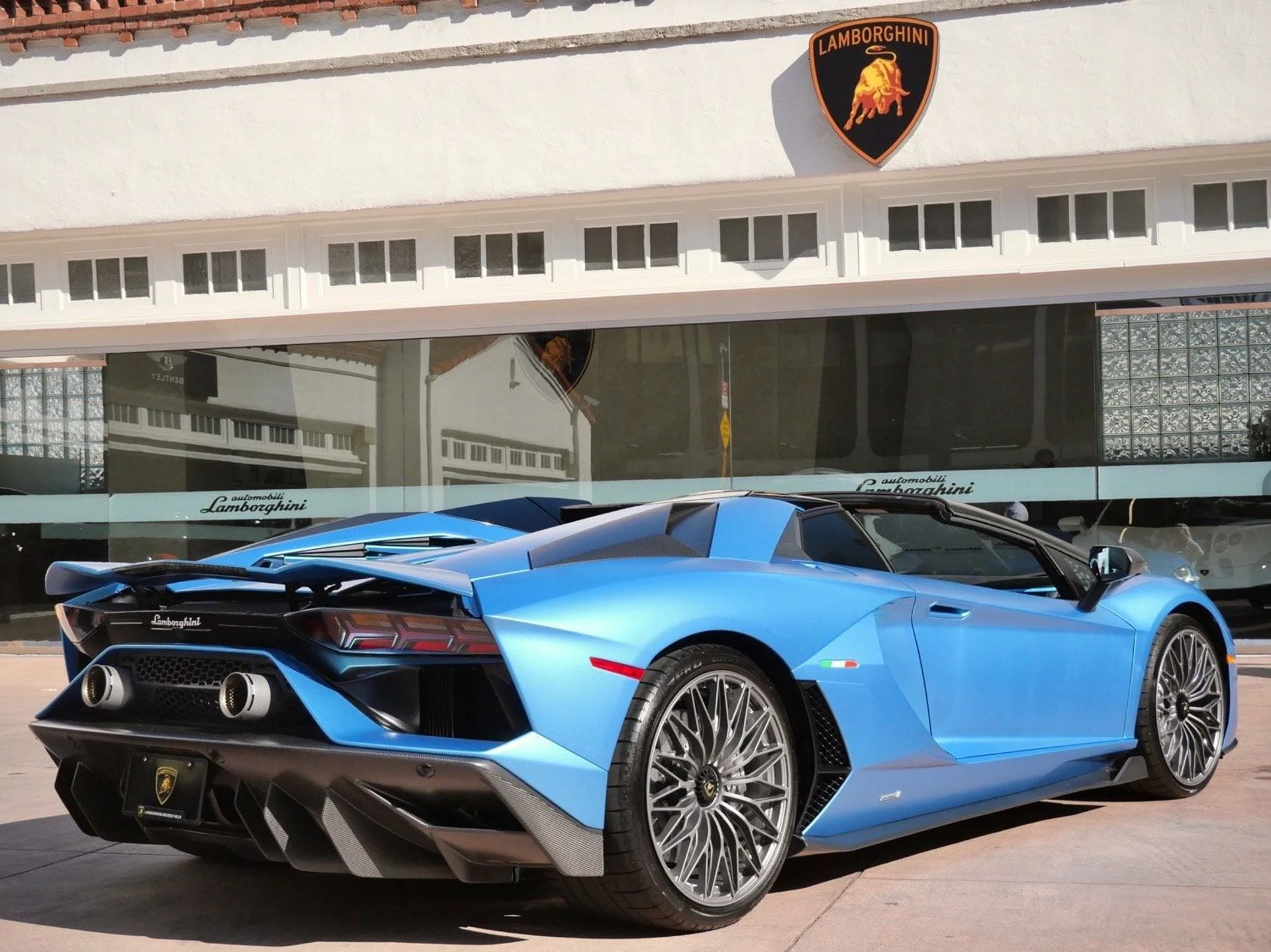 mph002_182697380_6038edd0f098702bbf1294419d9743e7x_a5ba35f3f6