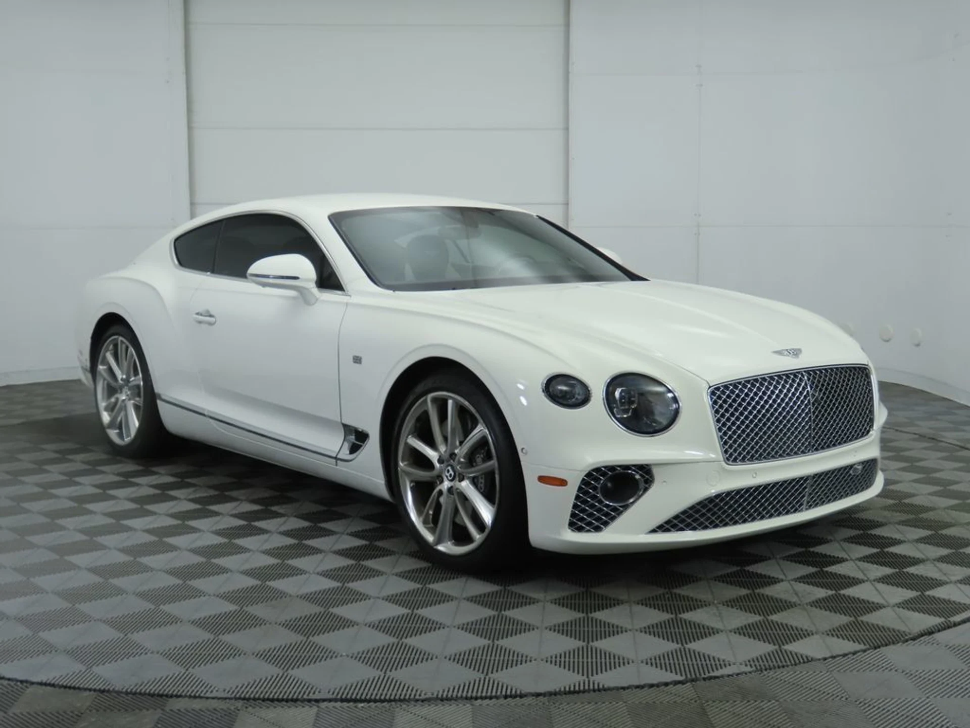 mph002_1827258308_used_2020_bentley_continental_gtv8firsteditioncoupe_8119_22810824_3_1024_05c9e6ecc8