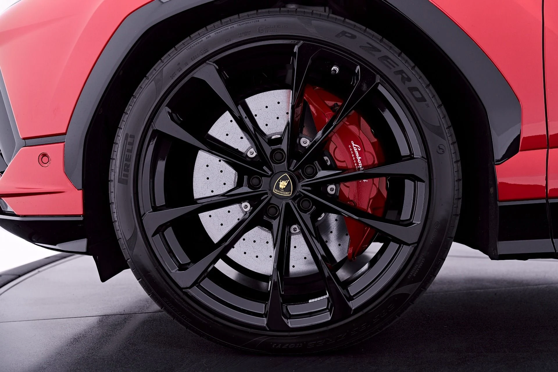 mph002_1839750020_Used_2023_Lamborghini_Urus_S_1781910440_ad633b7962