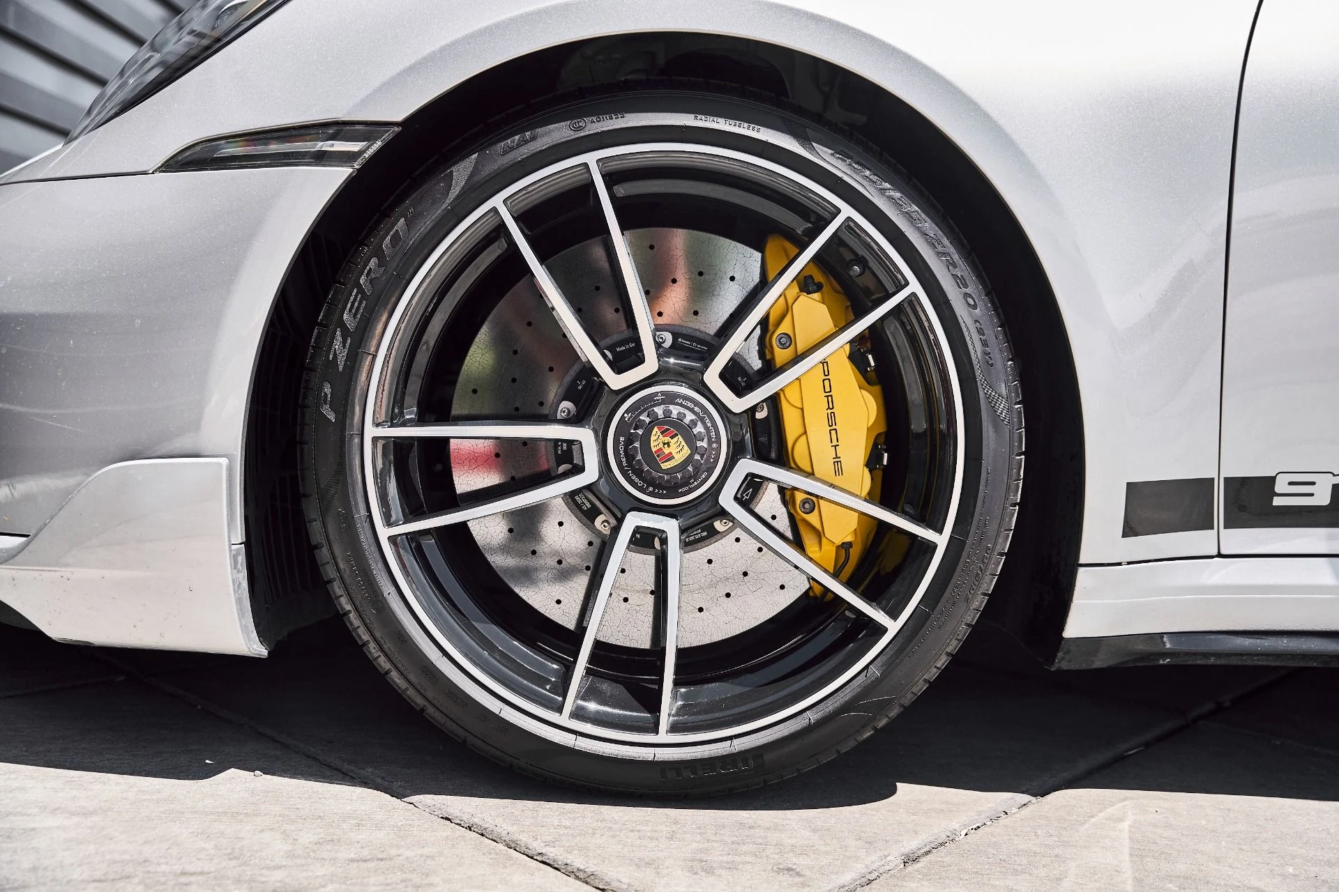 mph002_1842759143_Used_2021_Porsche_911_Turbo_S_1780968300_1f4506919c