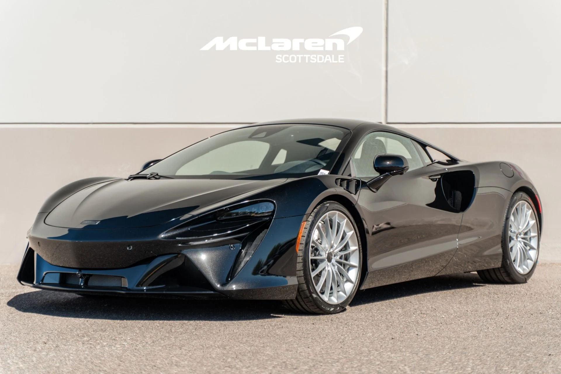 mph002_1850559312_Used_2025_MCLAREN_ARTURA_1759477334_b7b70a570c