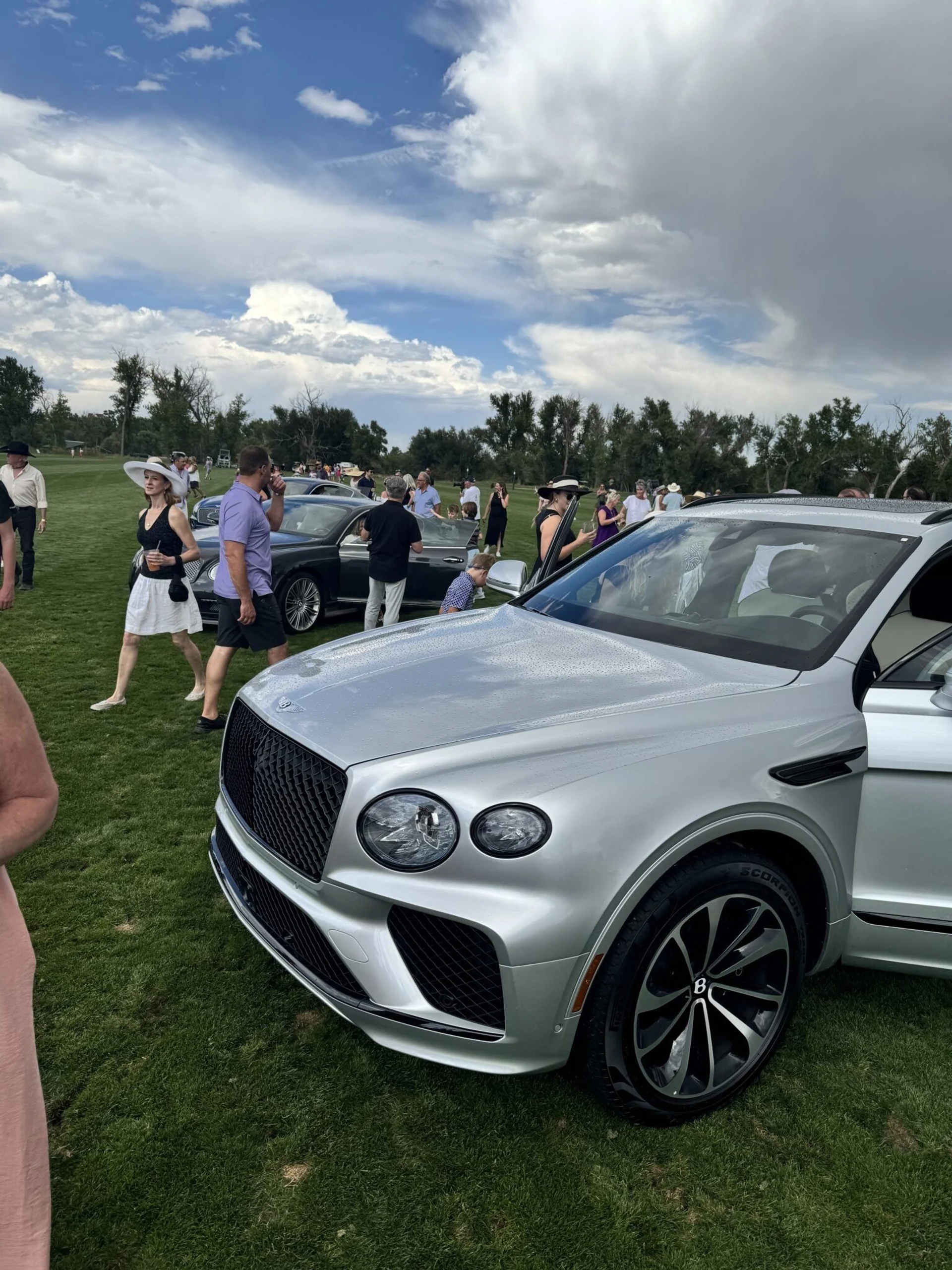 mph002_1853742872_post_gal_04_jpeg_21418bad5b