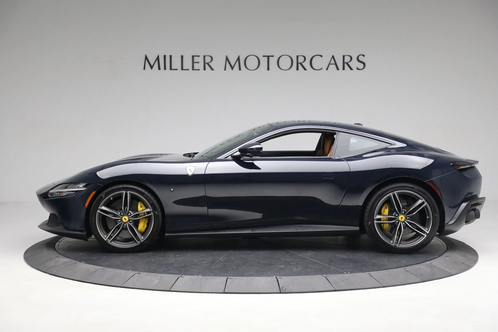 mph002_1854263803_Used_2022_Ferrari_Roma_8ef911b103