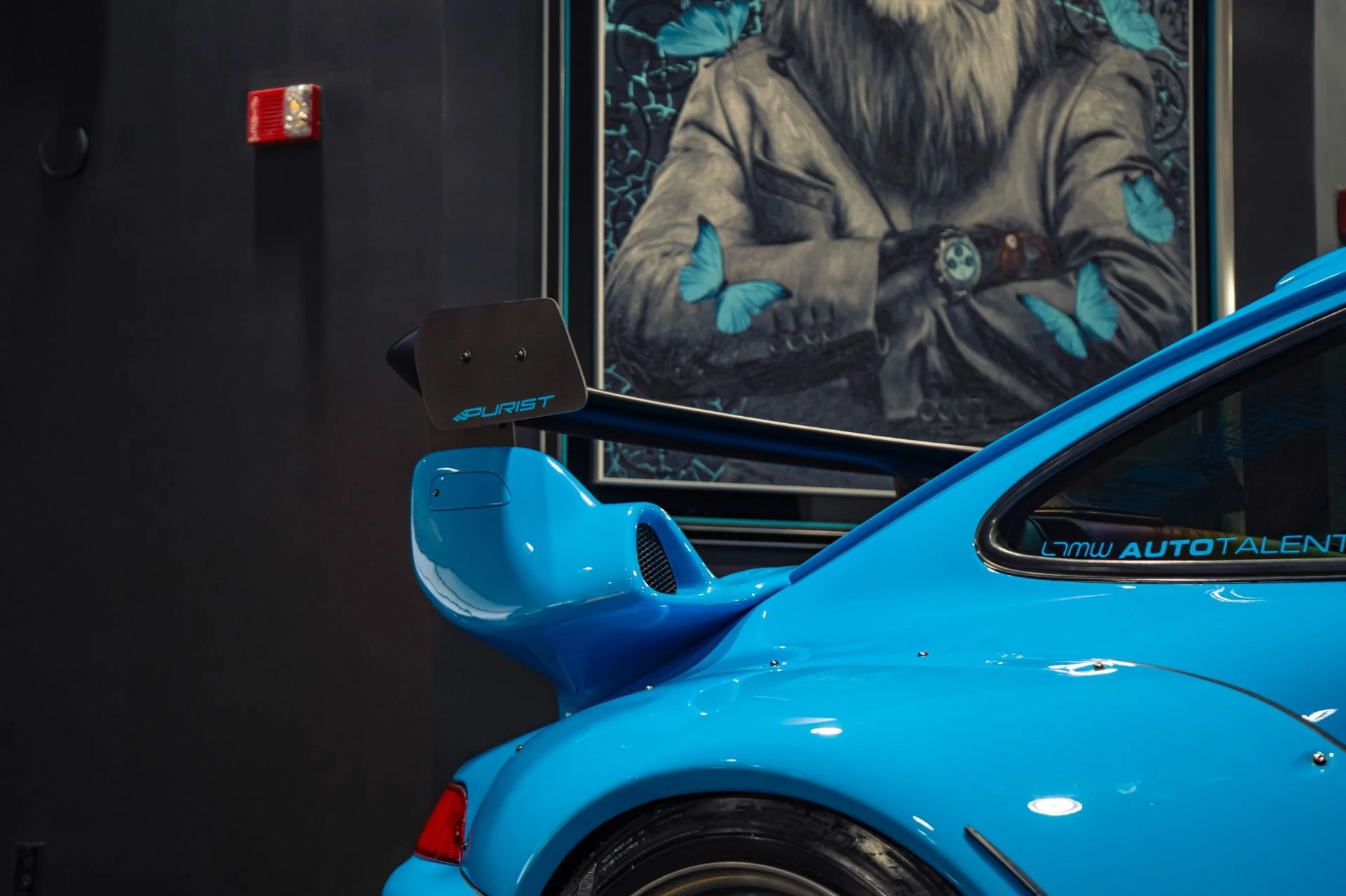 mph002_1860347200_Used_1995_Porsche_911_Carrera_RWB_LA_1_Riviera_Blue_1775600553_6cdb0c164c