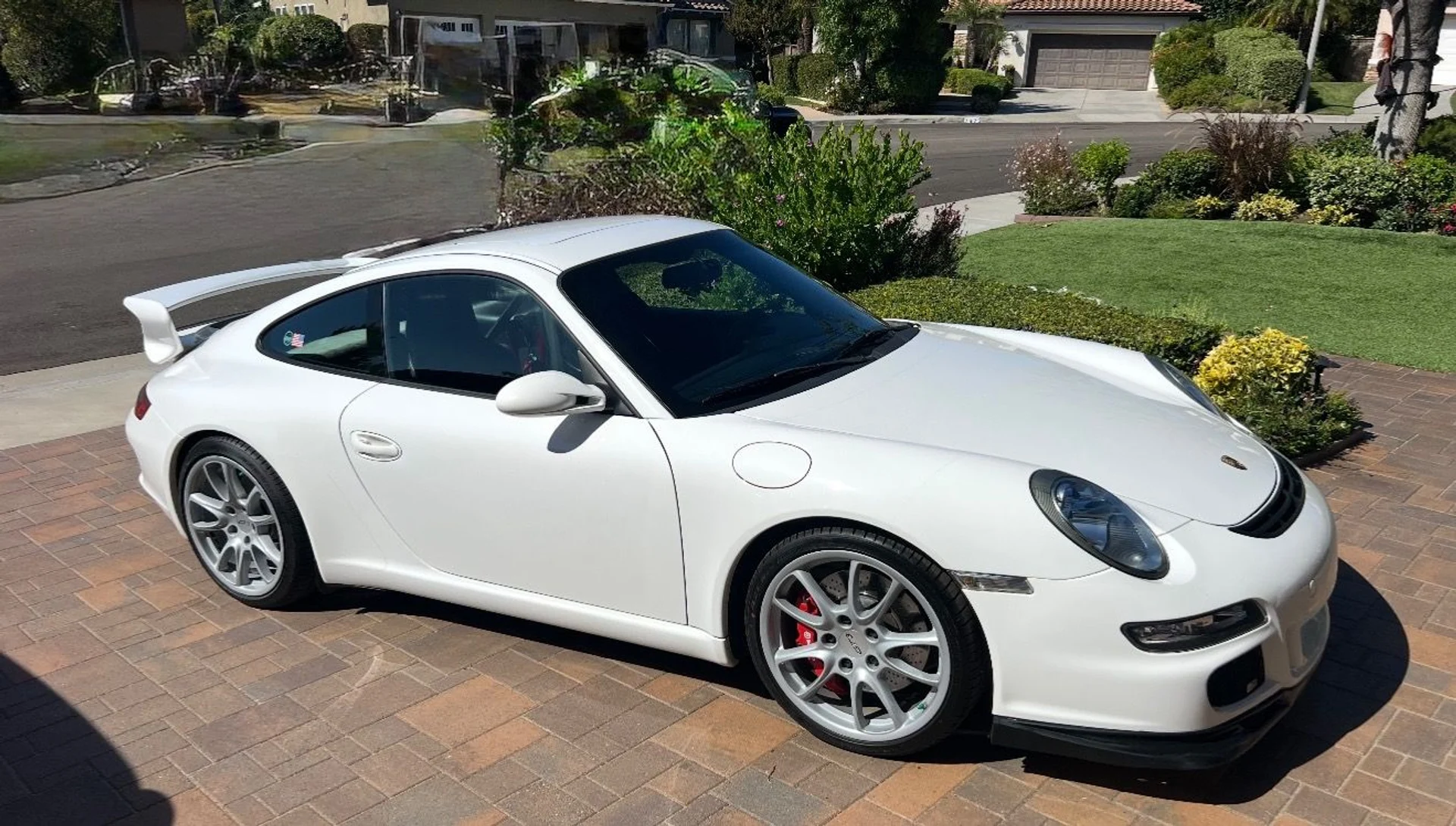 mph002_1863942732_Used_2007_Porsche_911_GT_3_1760384765_6574a07487