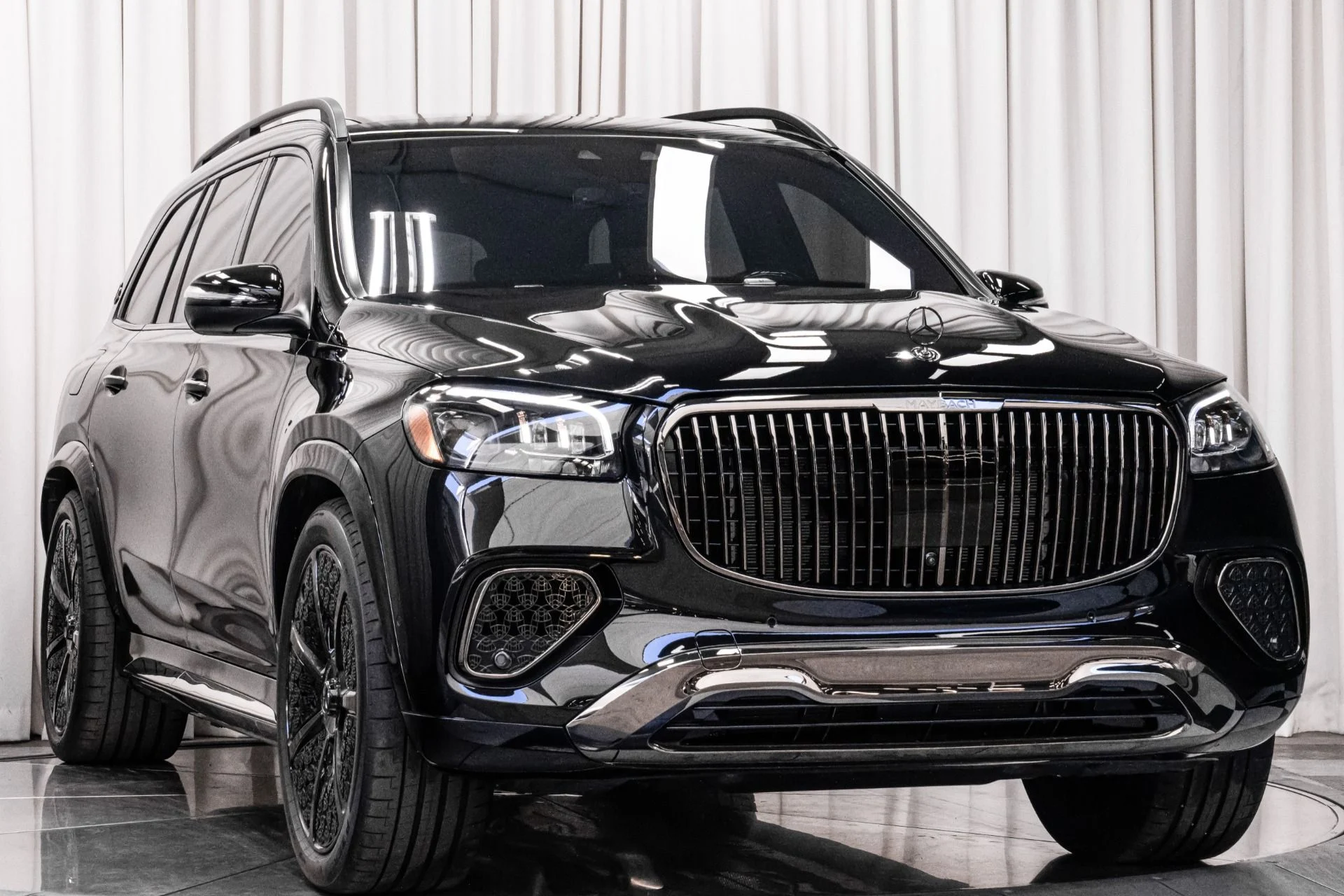mph002_1864988143_Used_2025_Mercedes_Benz_Mercedes_Maybach_GLS_600_4_MATIC_1762198640_e2b6c52db5