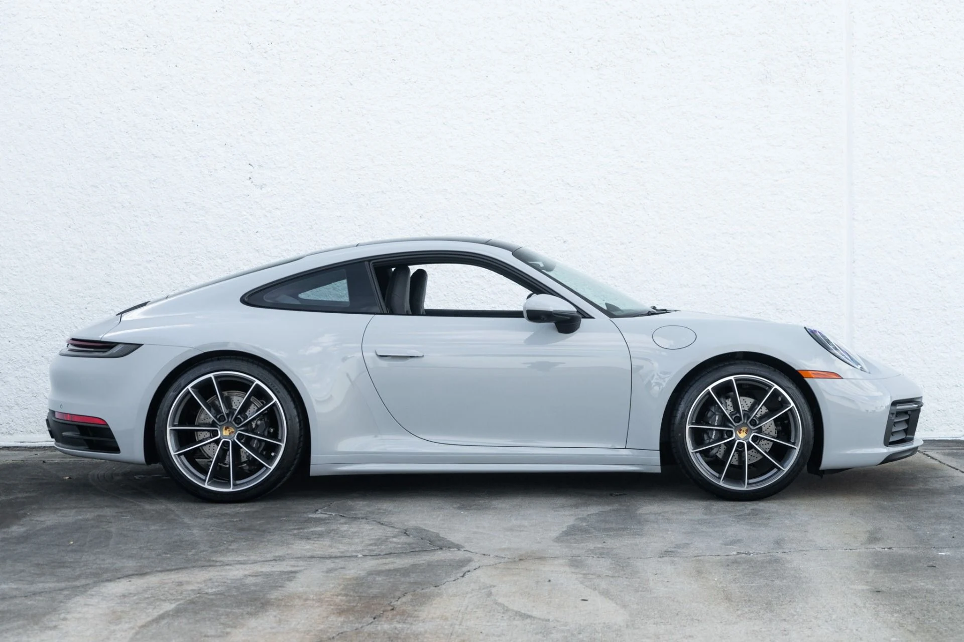 mph002_1871098386_Used_2021_Porsche_911_Carrera_1774908148_d2fdb360c3