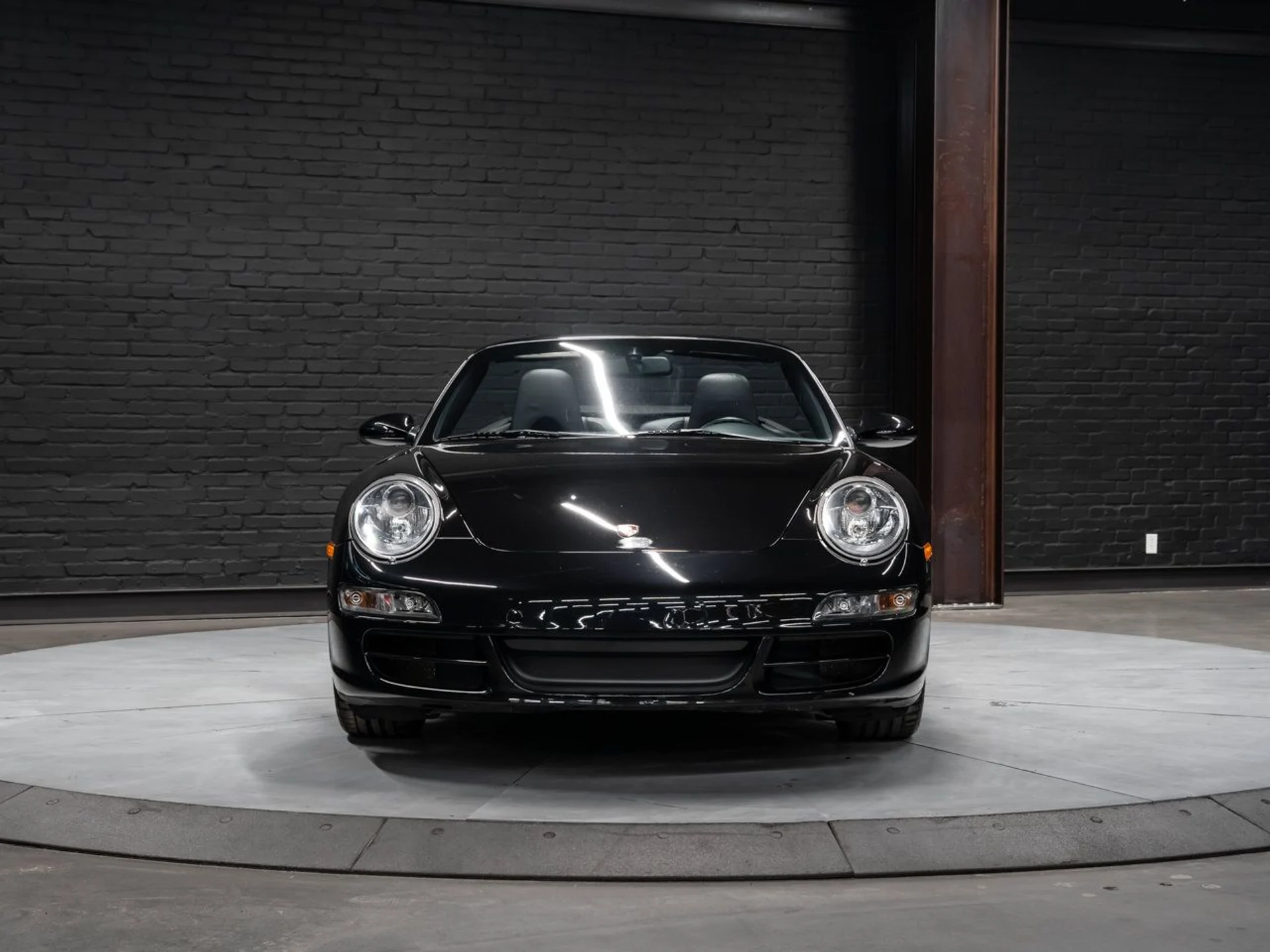 mph002_1873722771_porsche_911_2006_6a587edbdb