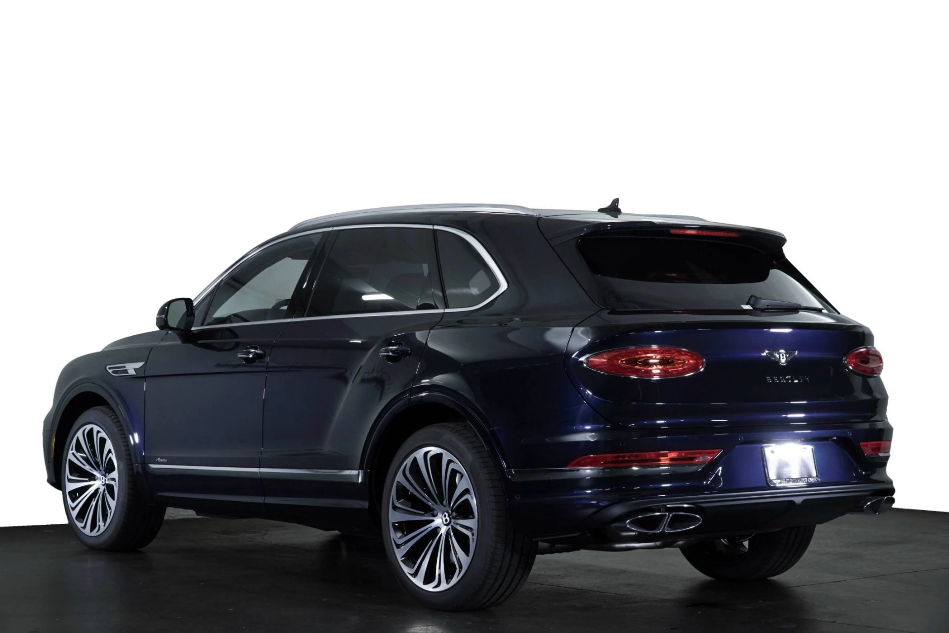 mph002_1877130975_New_2025_Bentley_Bentayga_Azure_1765905550_620220ebc4