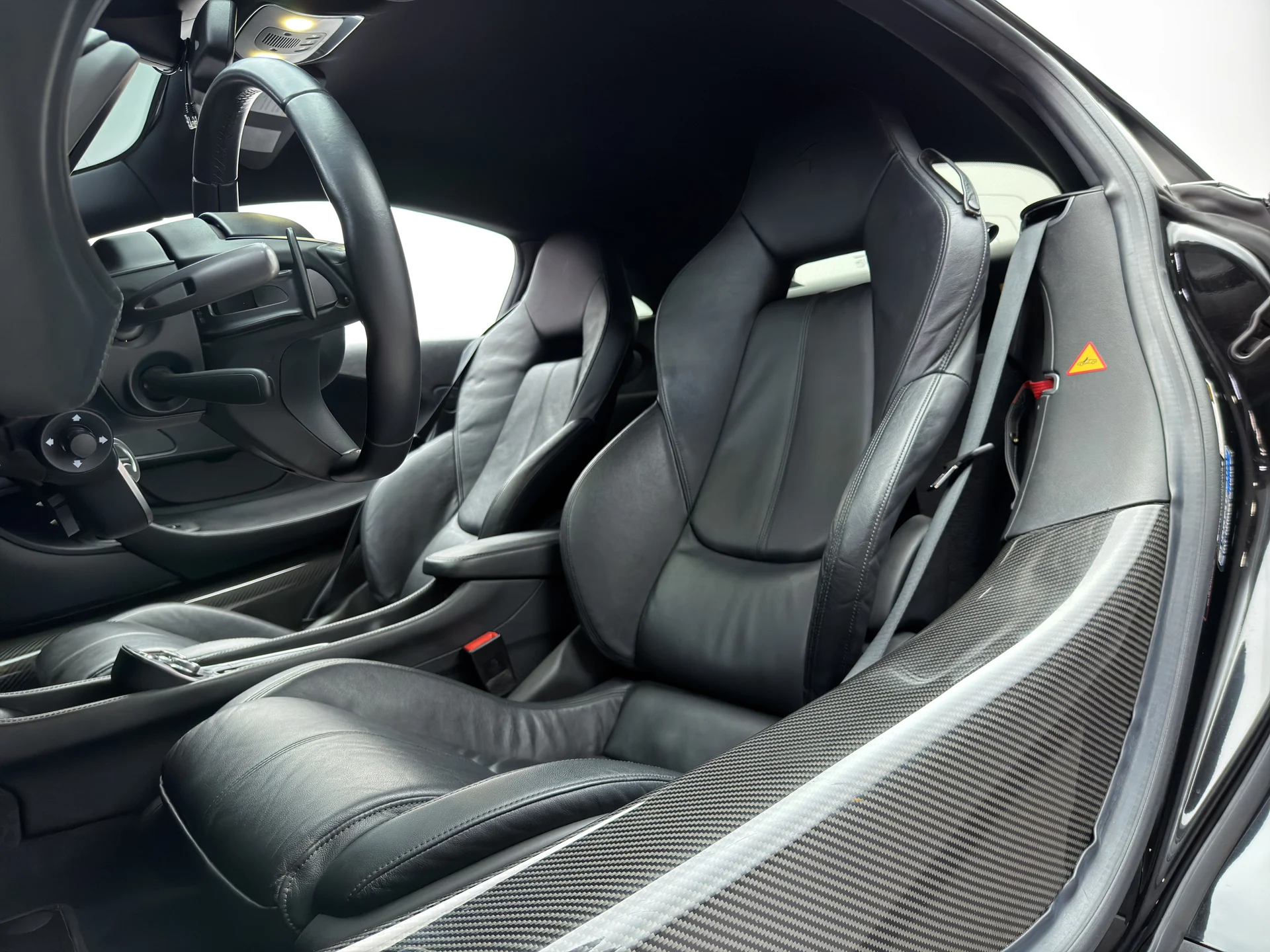 mph002_1883838053_RP_8491_interior_002_4d2b9e0e12
