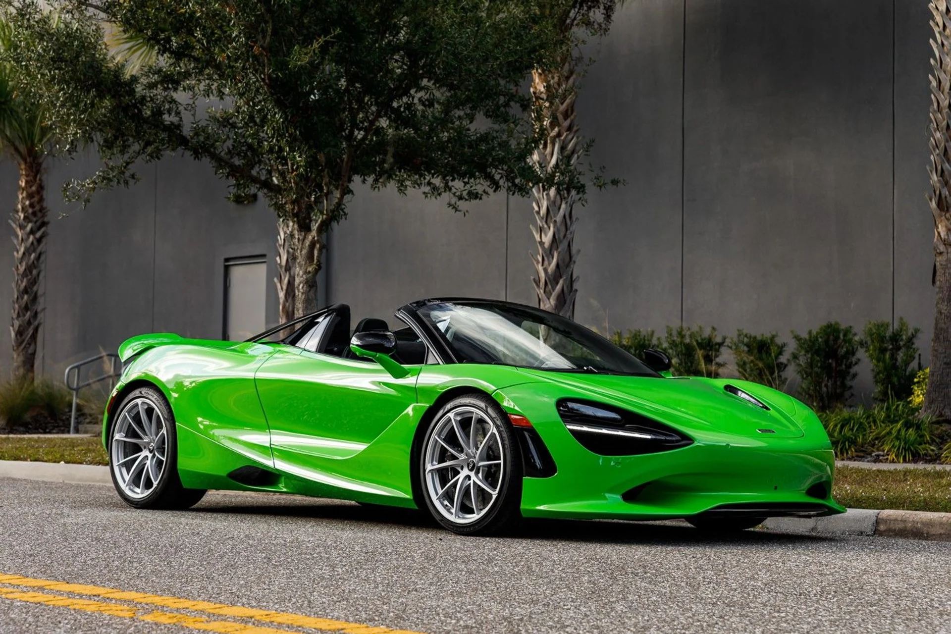 mph002_188994369_610_p3_l_8f1f0776b8