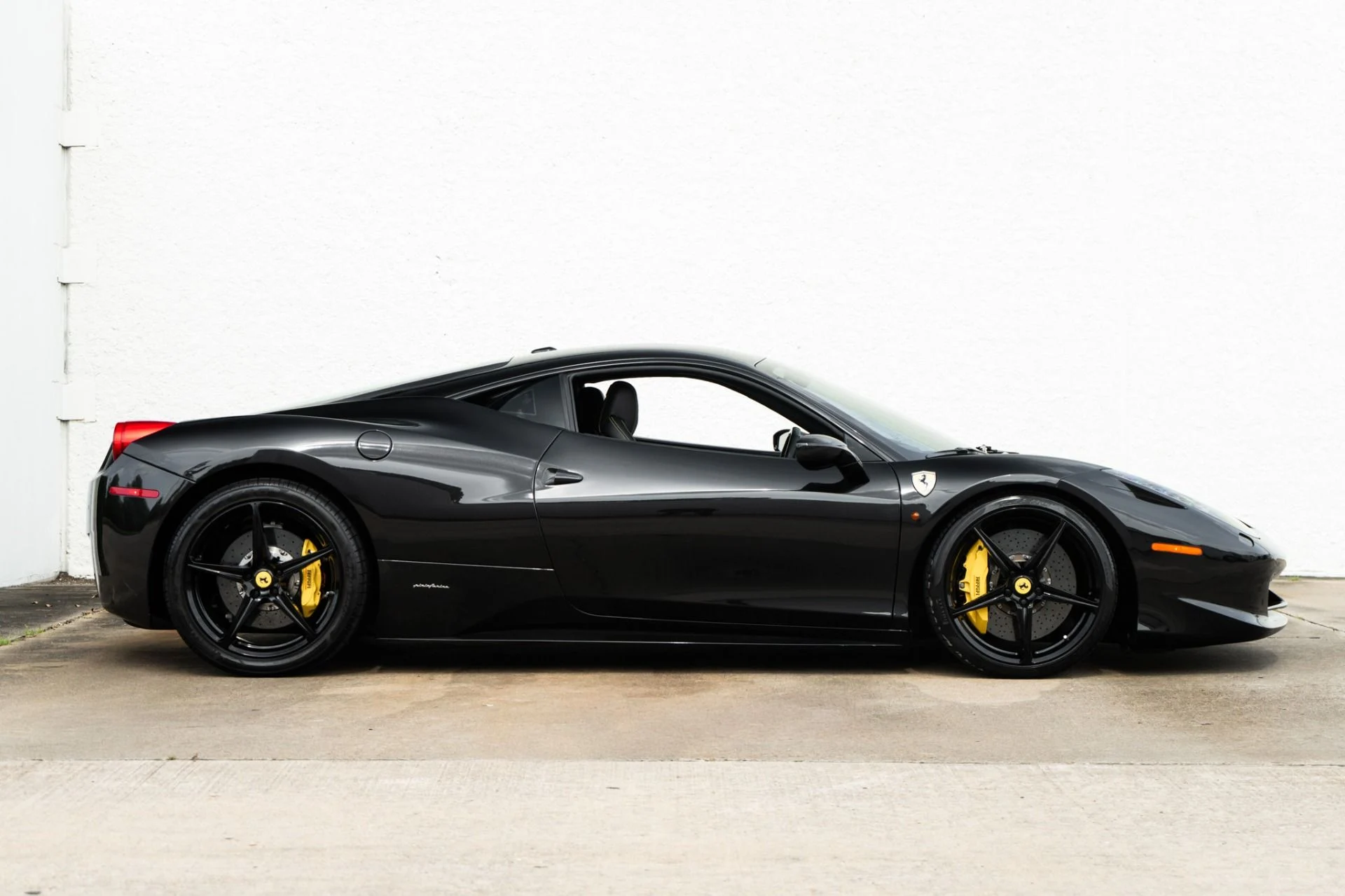mph002_189136569_Used_2011_Ferrari_458_Italia_1782320049_fbb6cc1ea6