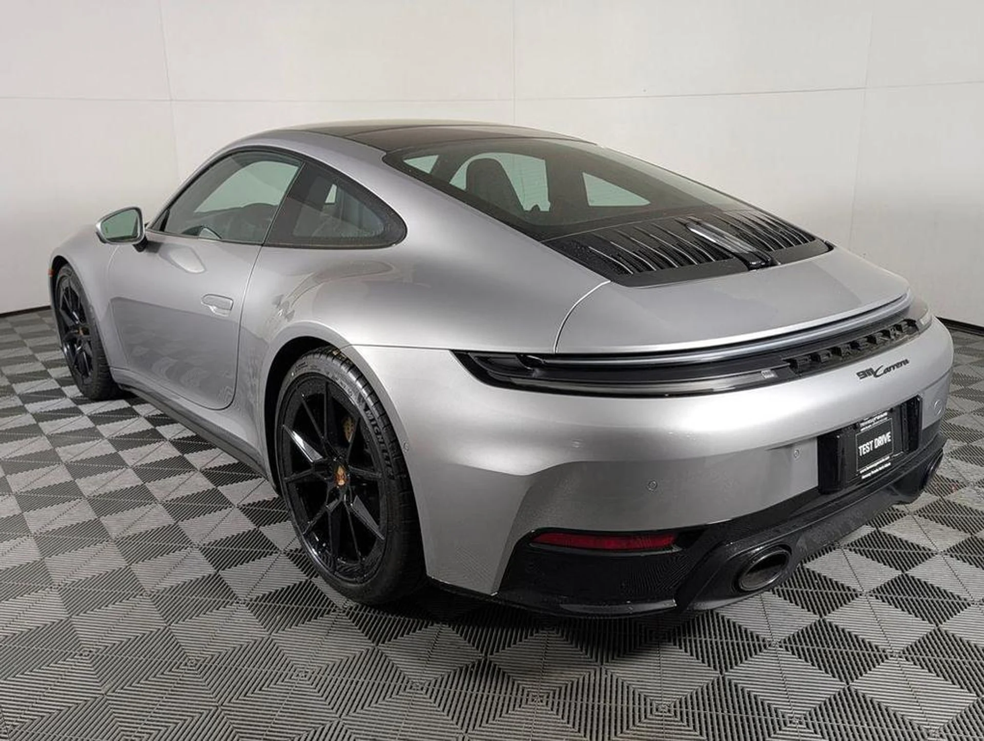 mph002_1896357783_1_U_Lum3_Y0_QO_Fhb_Wvb_Eq_I20jk_Ud3k_e13b3d3f41