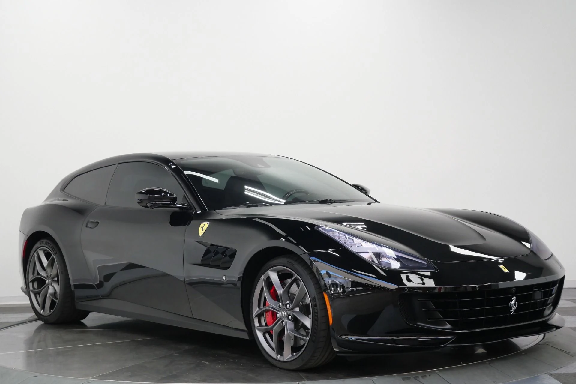 mph002_1899930625_Used_2019_Ferrari_GTC_4_Lusso_T_Leather_and_Alcantara_Interior_Heated_and_Ventilated_Seats_1786464886_d1e57e49d6
