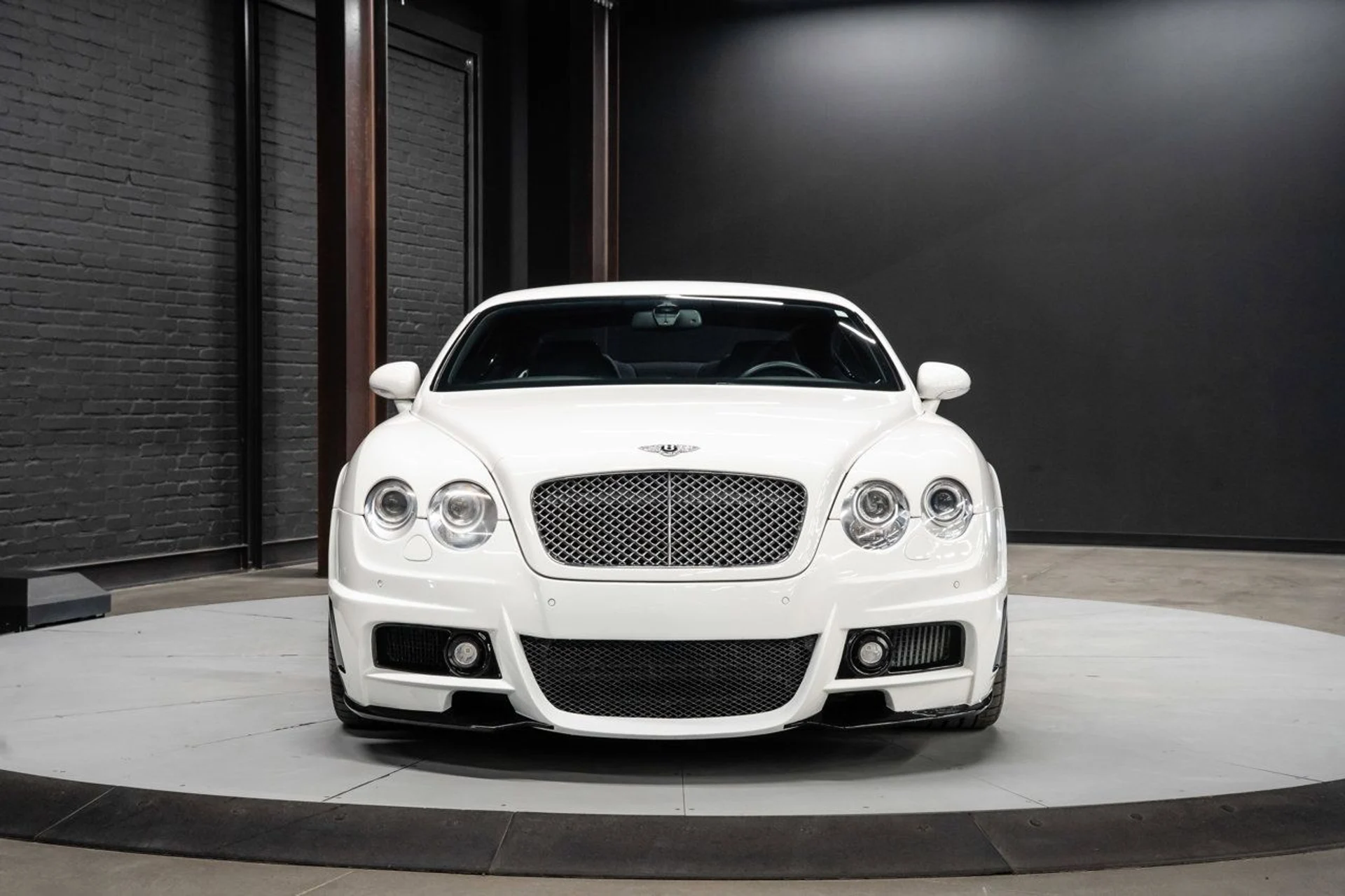 mph002_1903654260_bentley_continental_gt_2006_aec1cdd379