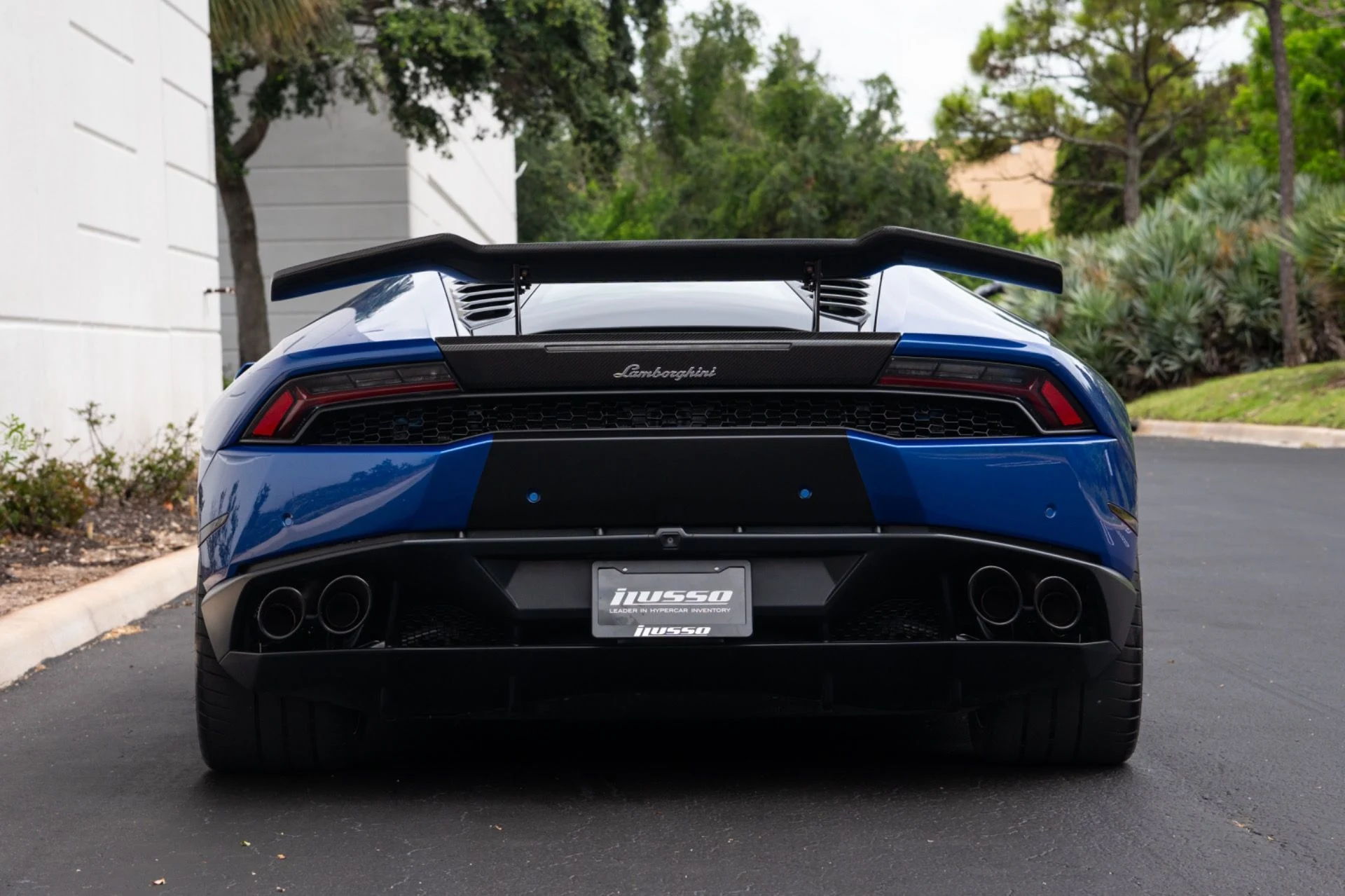 mph002_1905771853_Used_2015_Lamborghini_Huracan_LP_610_4_1780446414_18f55be19f