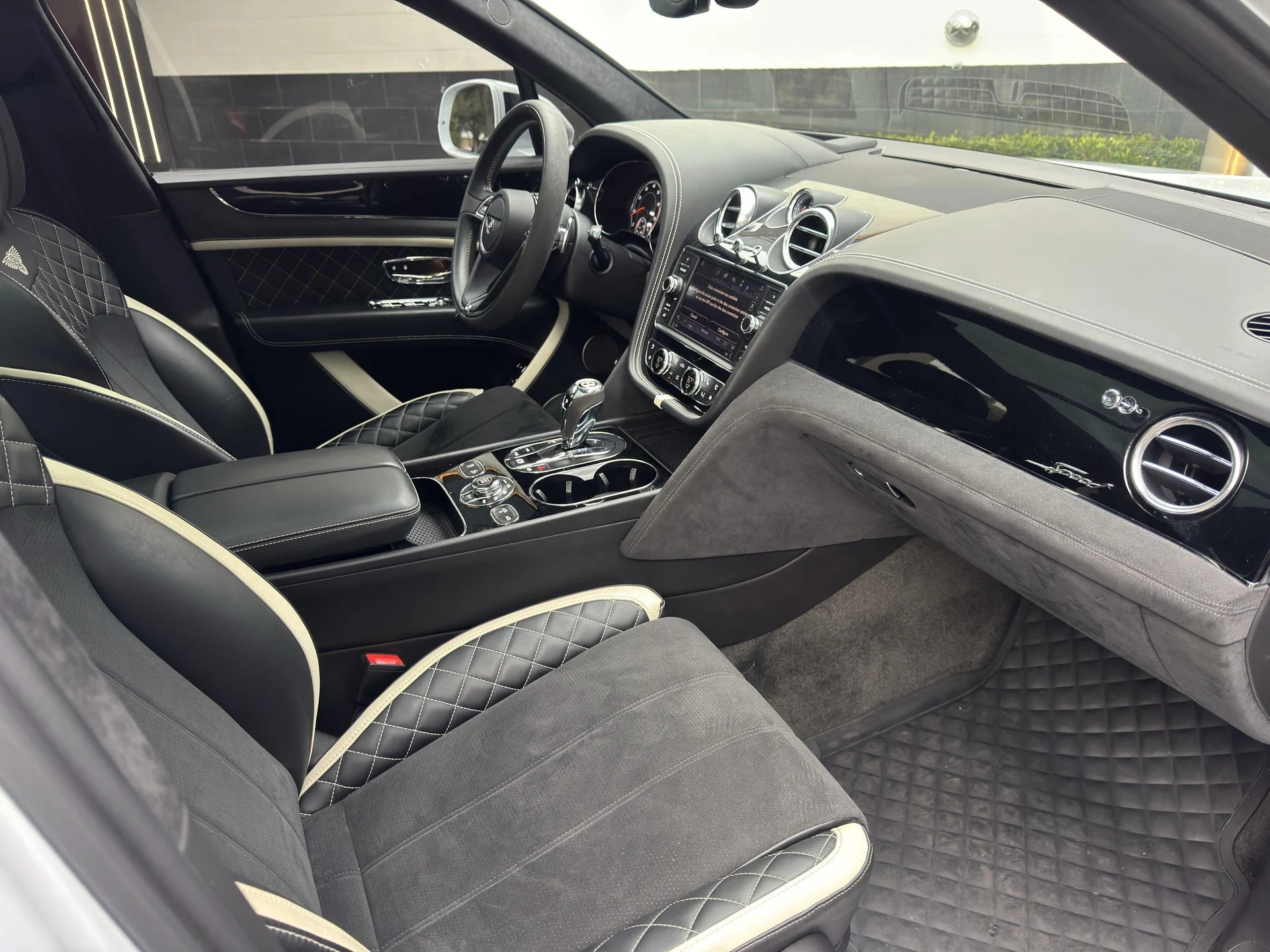 mph002_191665516_476162064_692a8dd5a43f96e18f86ca11_88496957f4