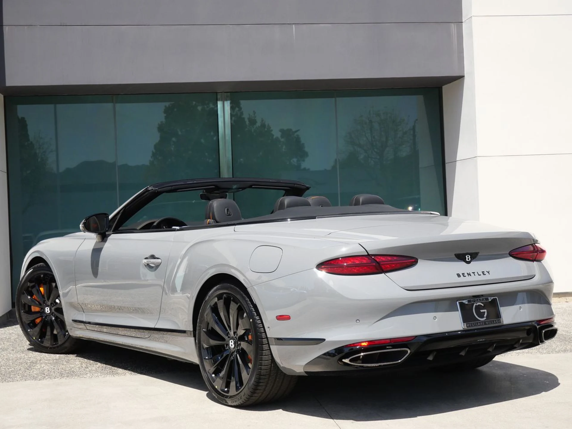 mph002_1923511522_7a8828aee970fee794f94d2245f48b65x_2378e18760