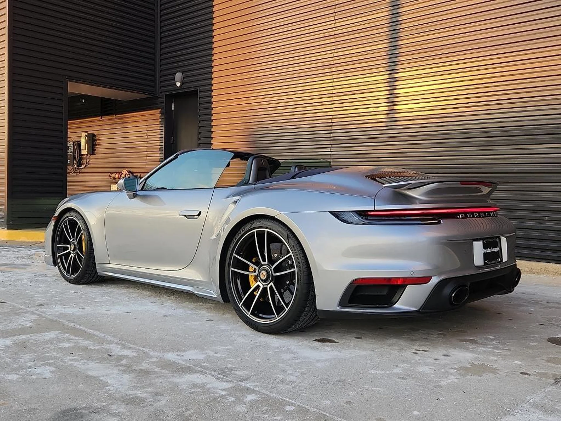 mph002_1934609935_o_Vf_Qjj_AEDP_01f3_EUO_2c_UN_Dmil_U_ebd7e92d6a