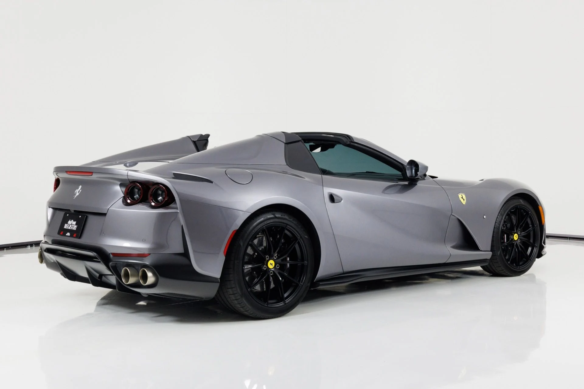 mph002_1935187831_Used_2021_Ferrari_812_GTS_1778536426_2c19405482