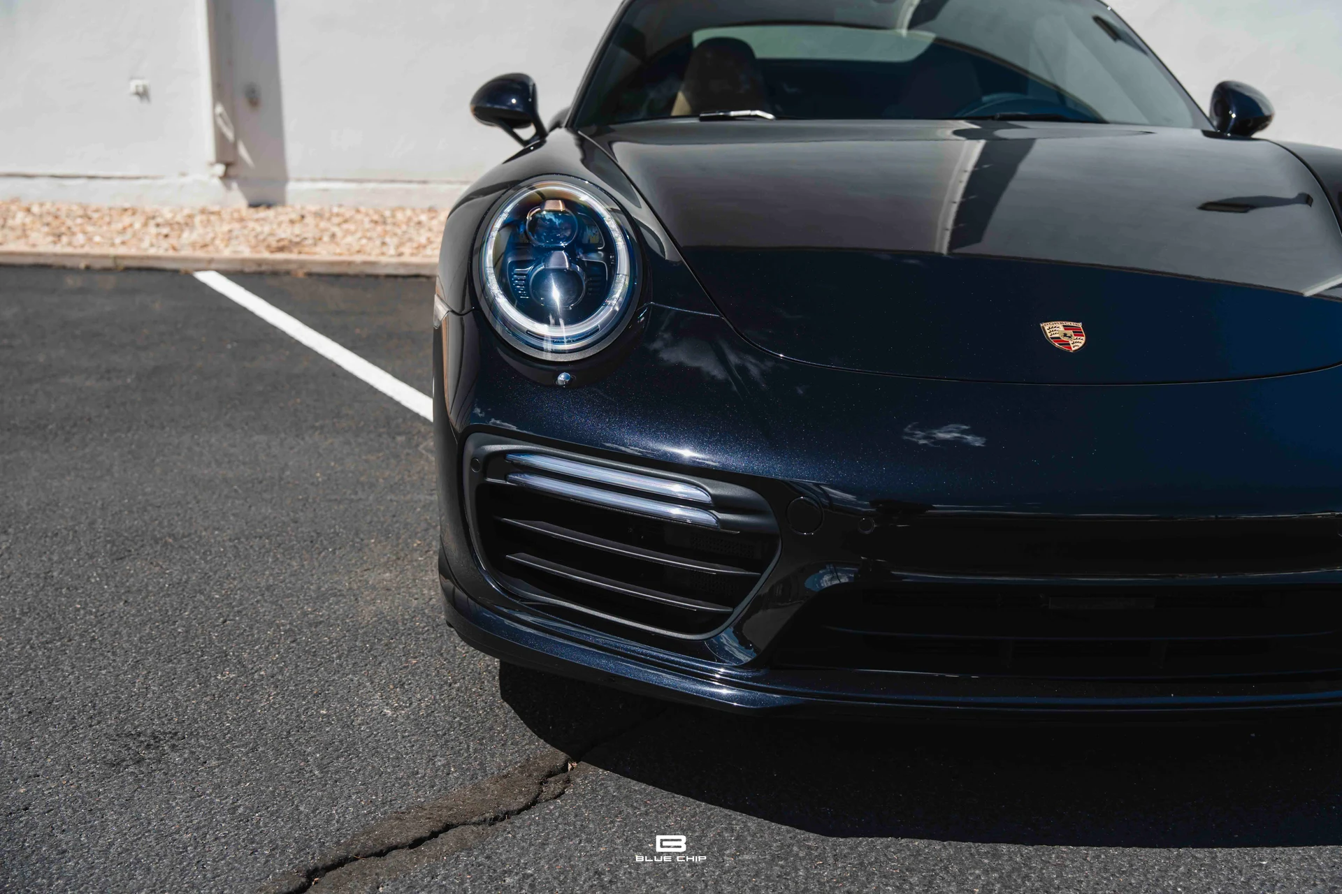 mph002_1941280192_6a2c27db96c2479d42ab2b84_2017_Porsche_911_Turbo_03_2a26c5fbf0