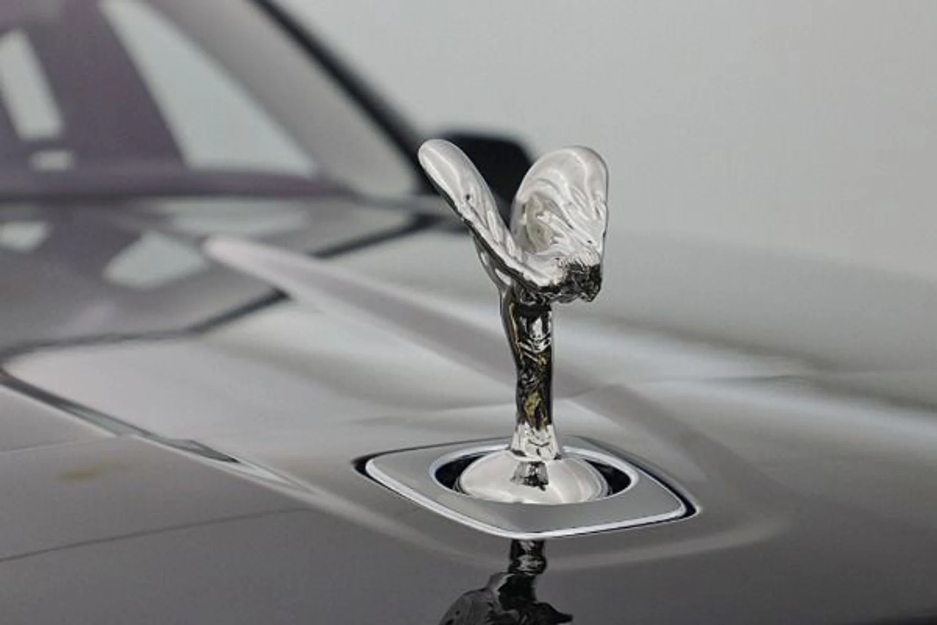 mph002_1945219329_New_2026_Rolls_Royce_Cullinan_cf4c7585b4