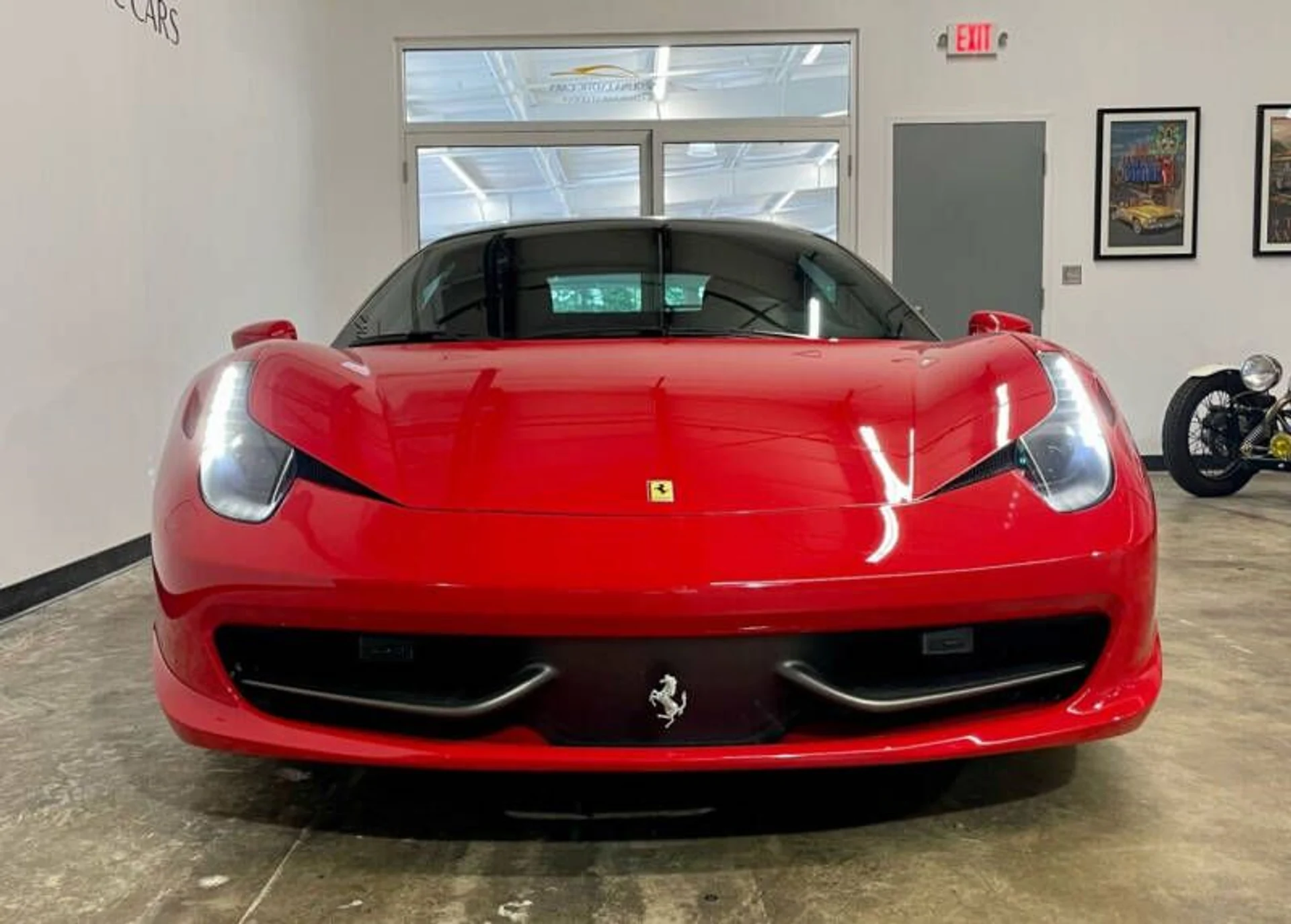 mph002_1948308502_2012_ferrari_458_italia_base_2dr_coupe_045413e5b9