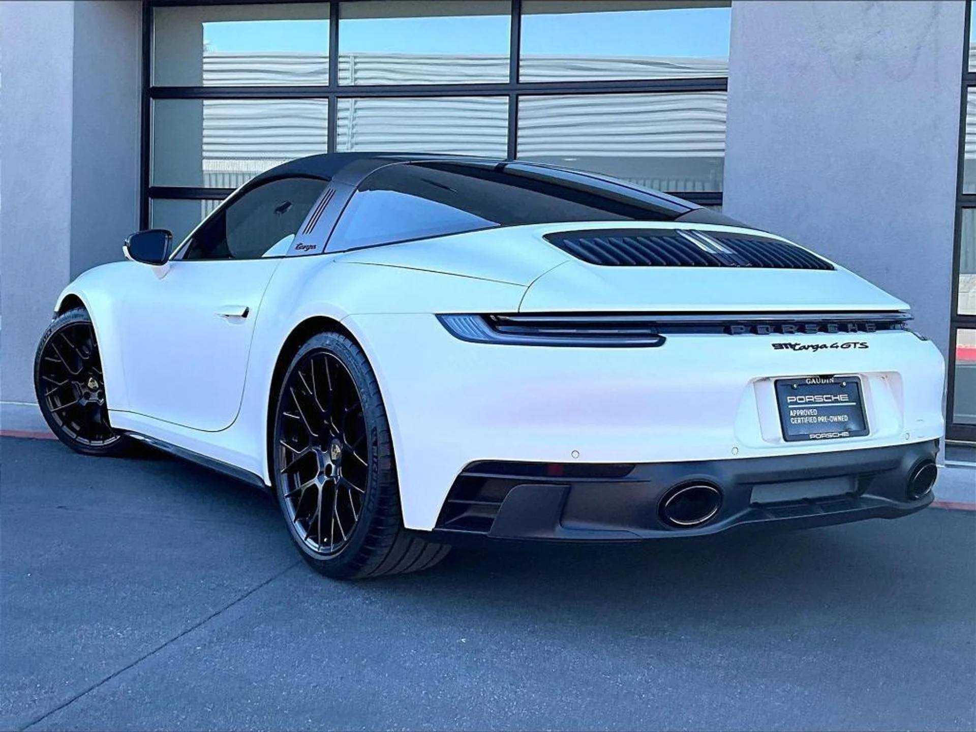 mph002_1971622104_im3_Ed_WZW_6u_HR_Iw9_Ty_E_Wtl_T_Vc_Ing_9792477a04