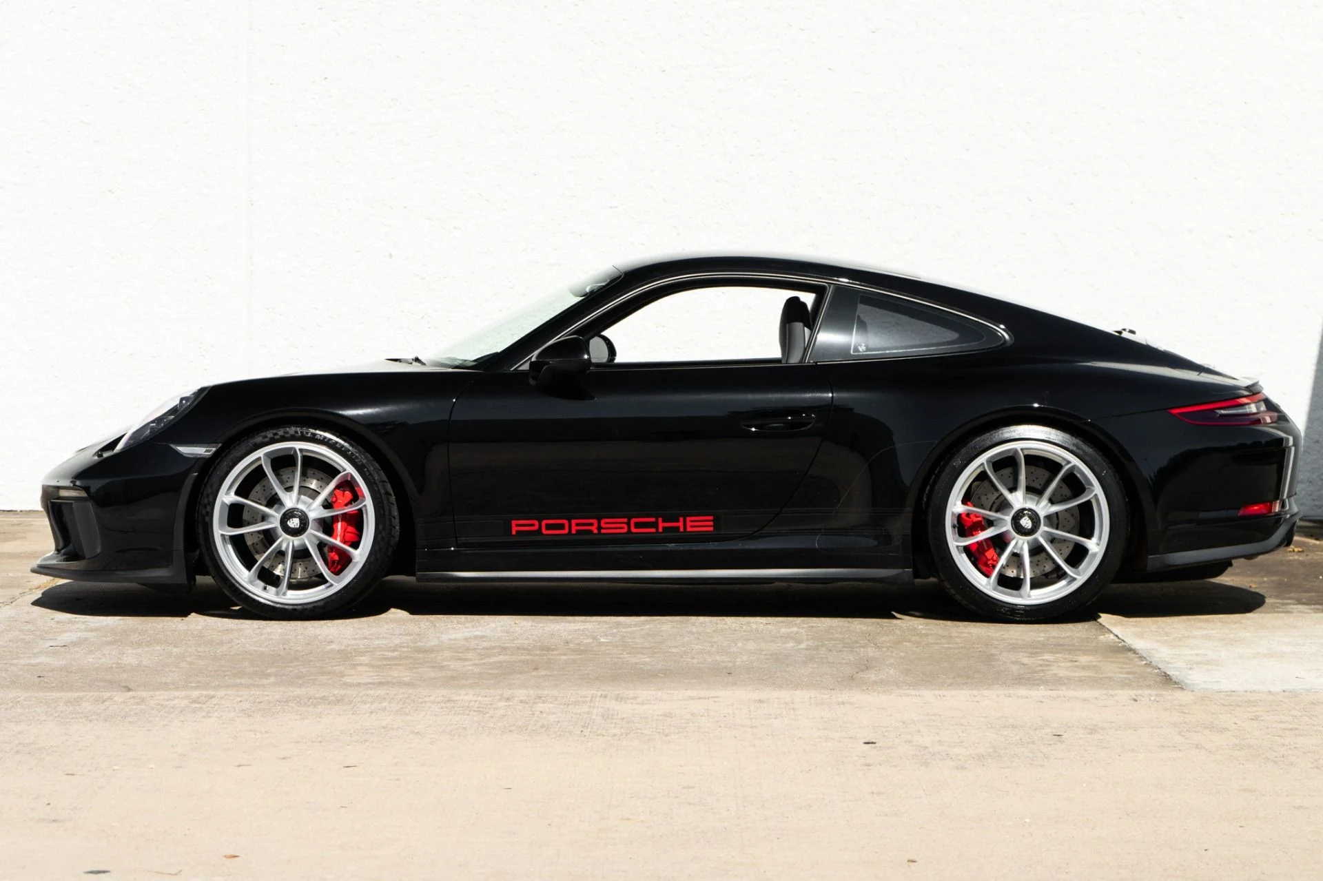 mph002_199927572_Used_2018_Porsche_911_GT_3_Touring_1787008585_0423408816