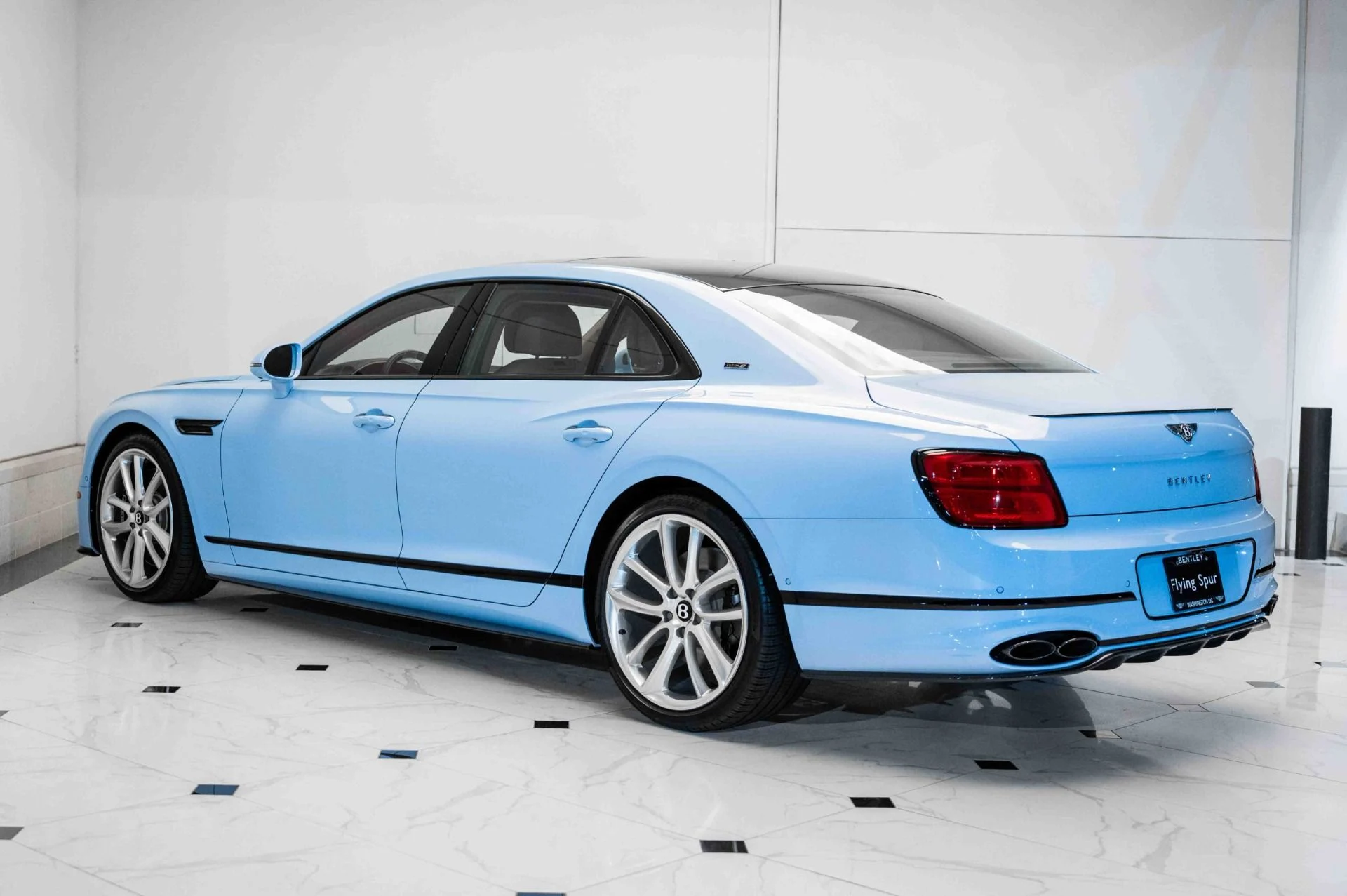 mph002_2001663086_Used_2024_Bentley_Flying_Spur_Edition_8_1717257902_ff06607dc3